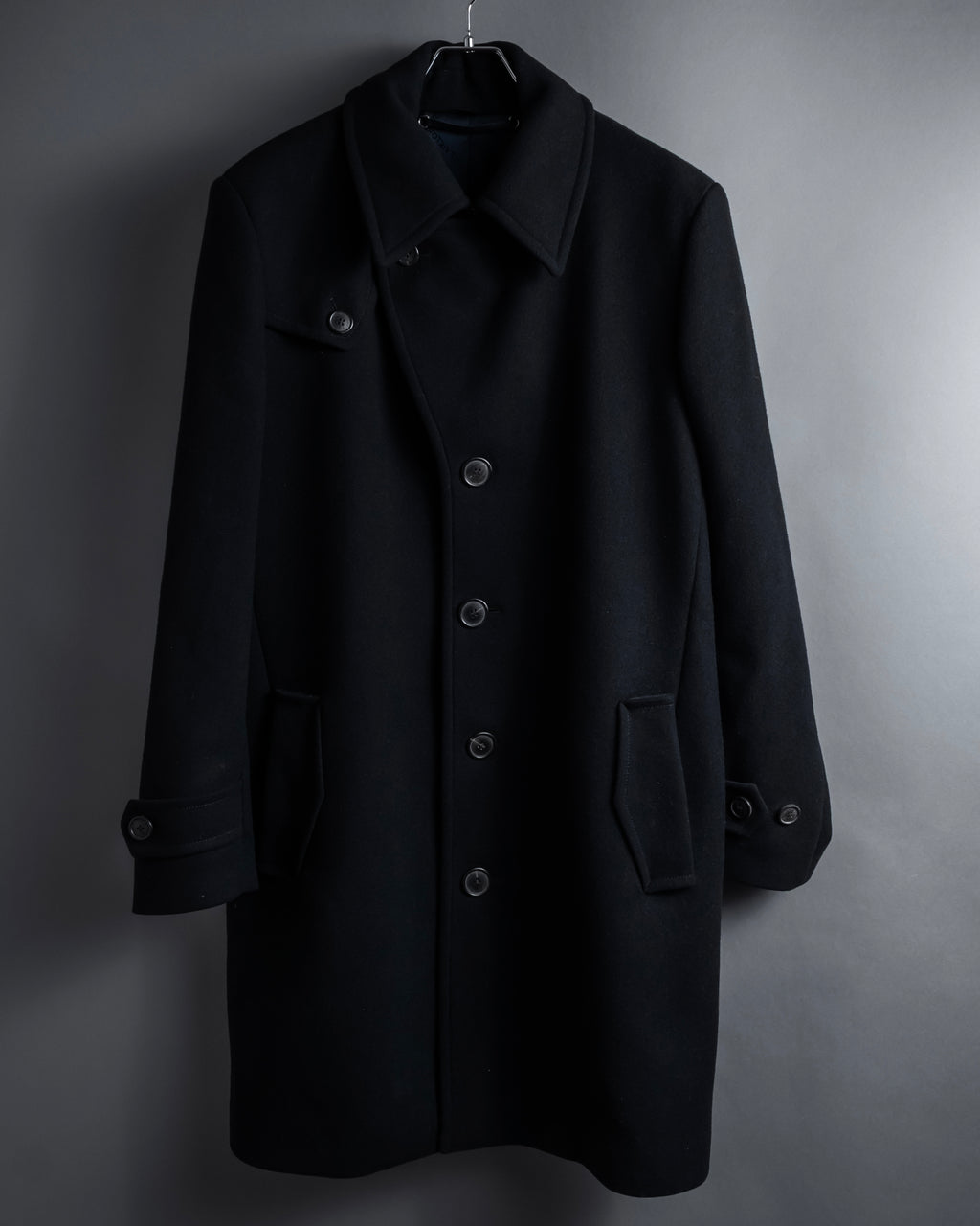 "VIKTOR&ROLF" Sculptural lapel melton coat