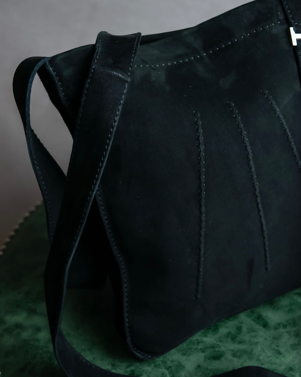"HERMES" Tout en Douceur black suede panel line shoulder bag