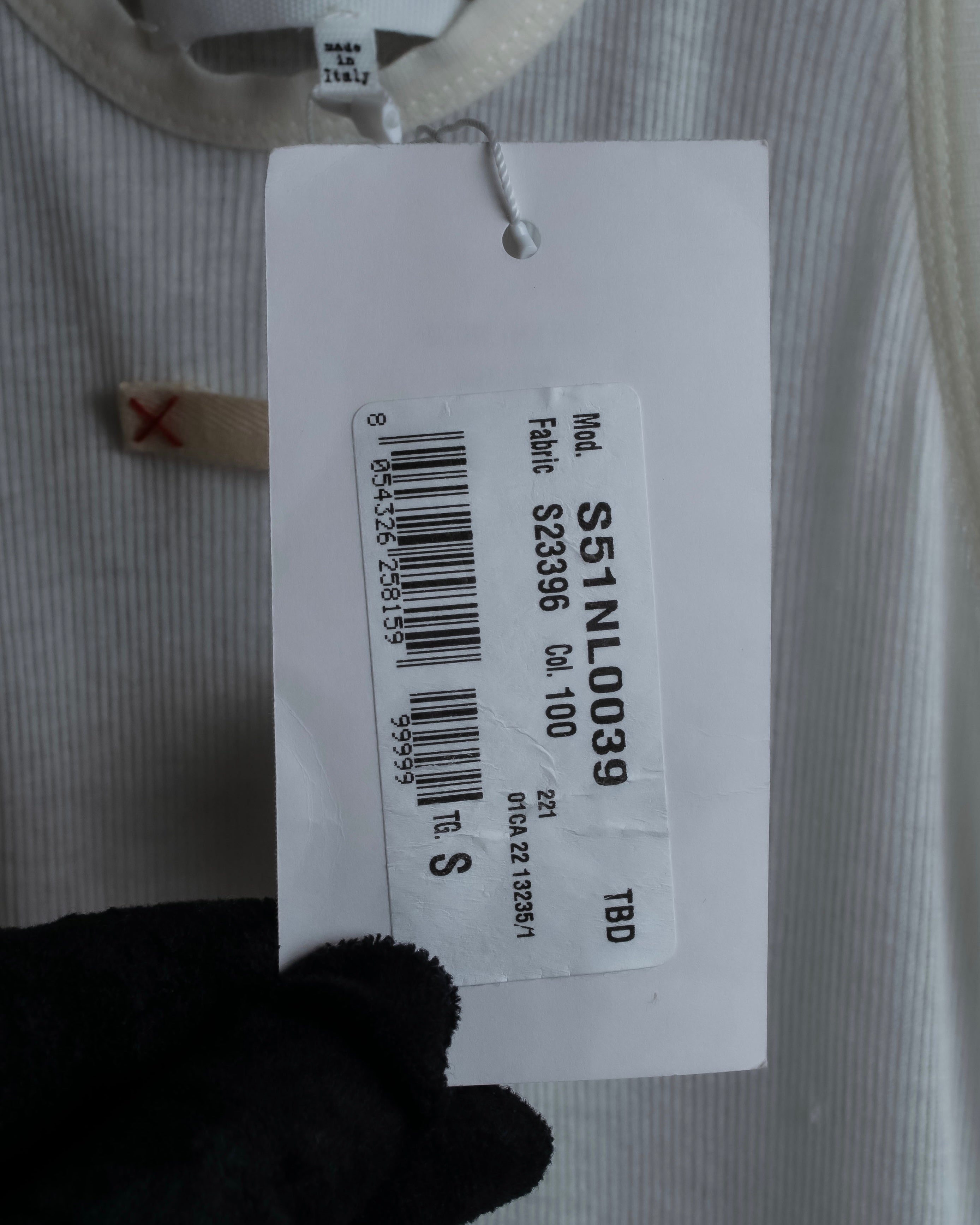 "MAISON MARGIELA" Stitch design net sheer tank top