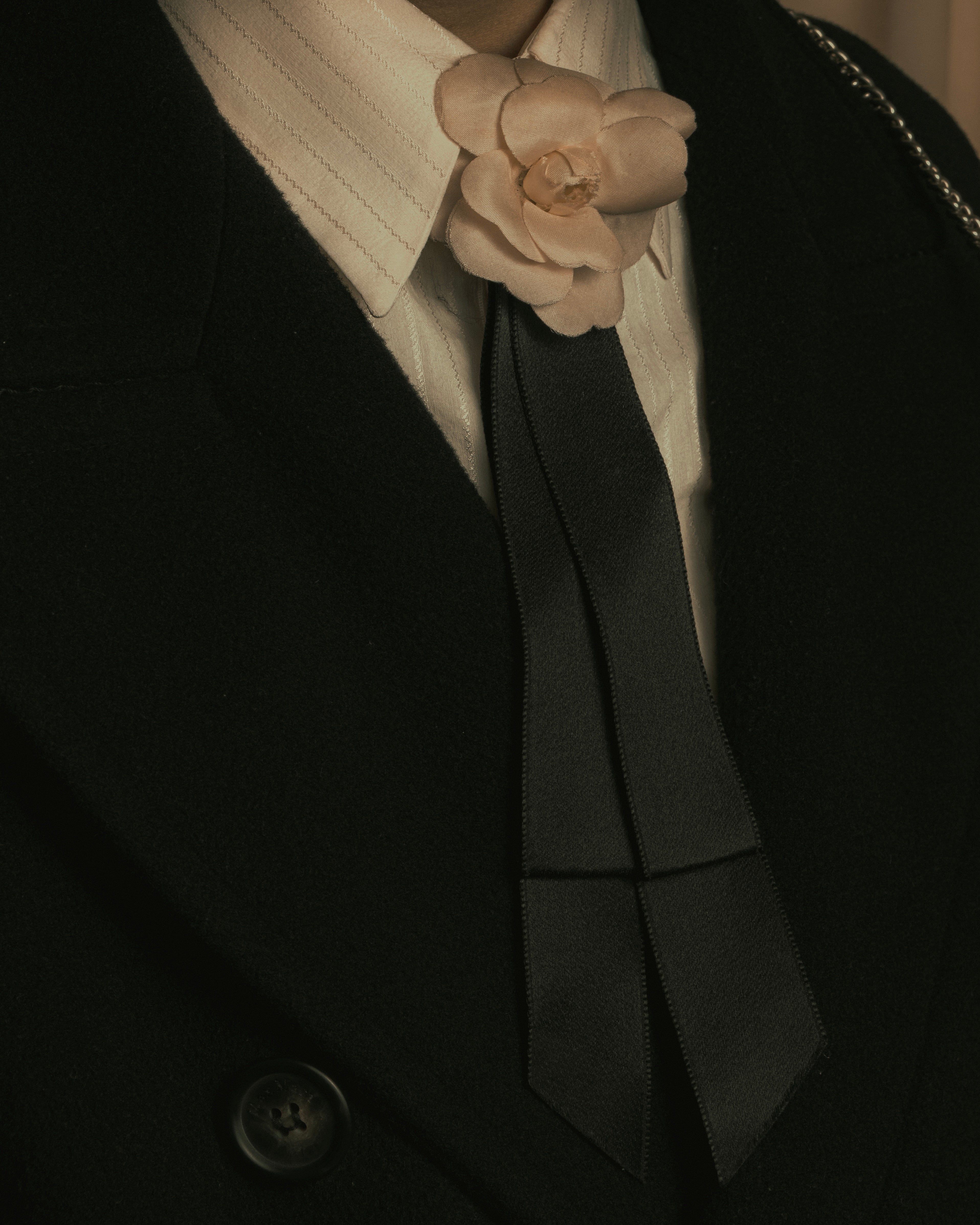 -SPECIAL- "CHANEL" 00's Boutique decoration with camellia motif brooch