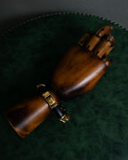 "LOEWE" 90's Square forum relief design watch