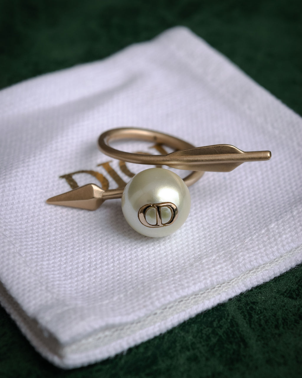 –SPECIAL– “DIOR” 2017-present Arrow pearl CD open ring