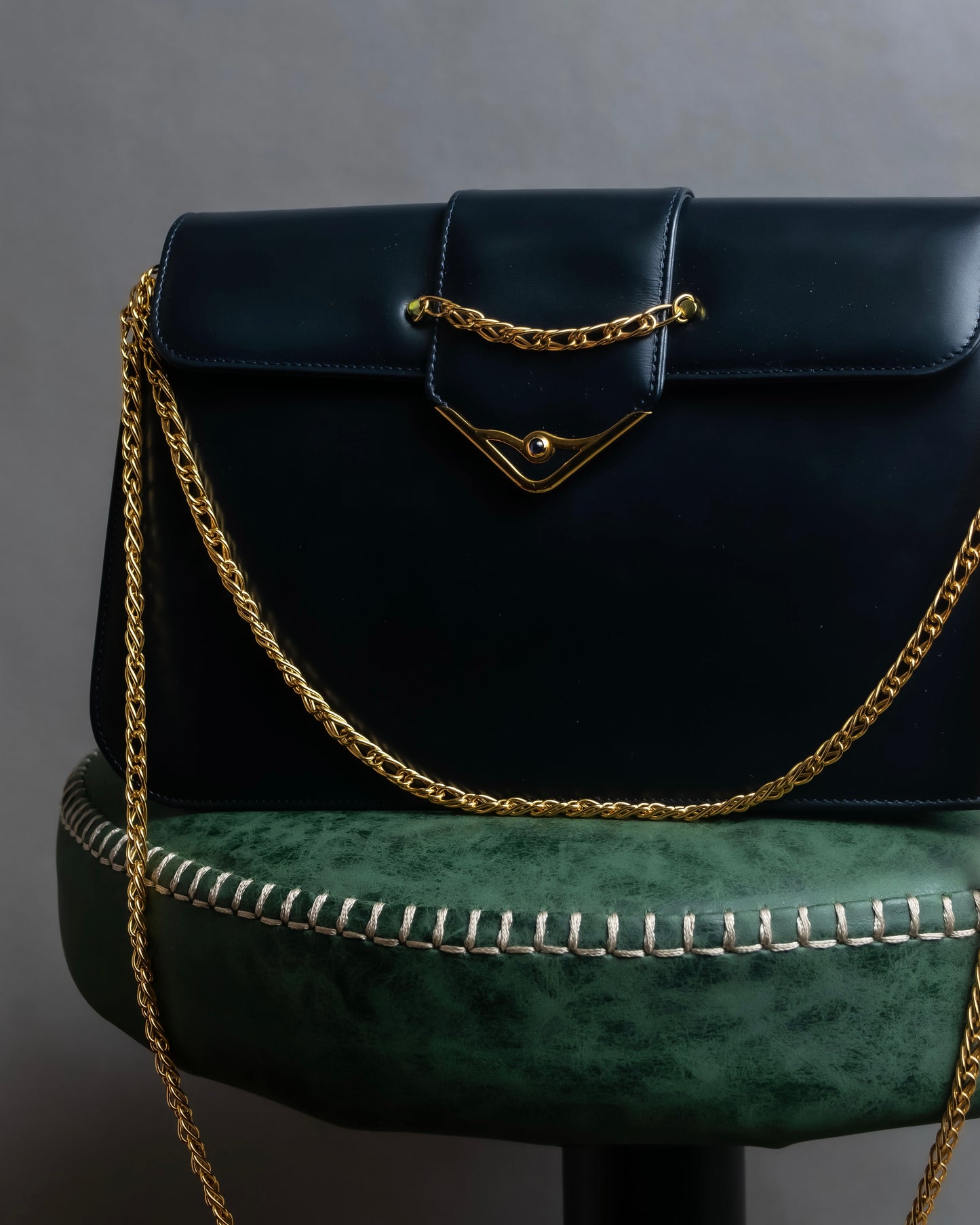 "Cartier" Sapphire rhinestone chain shoulder bag