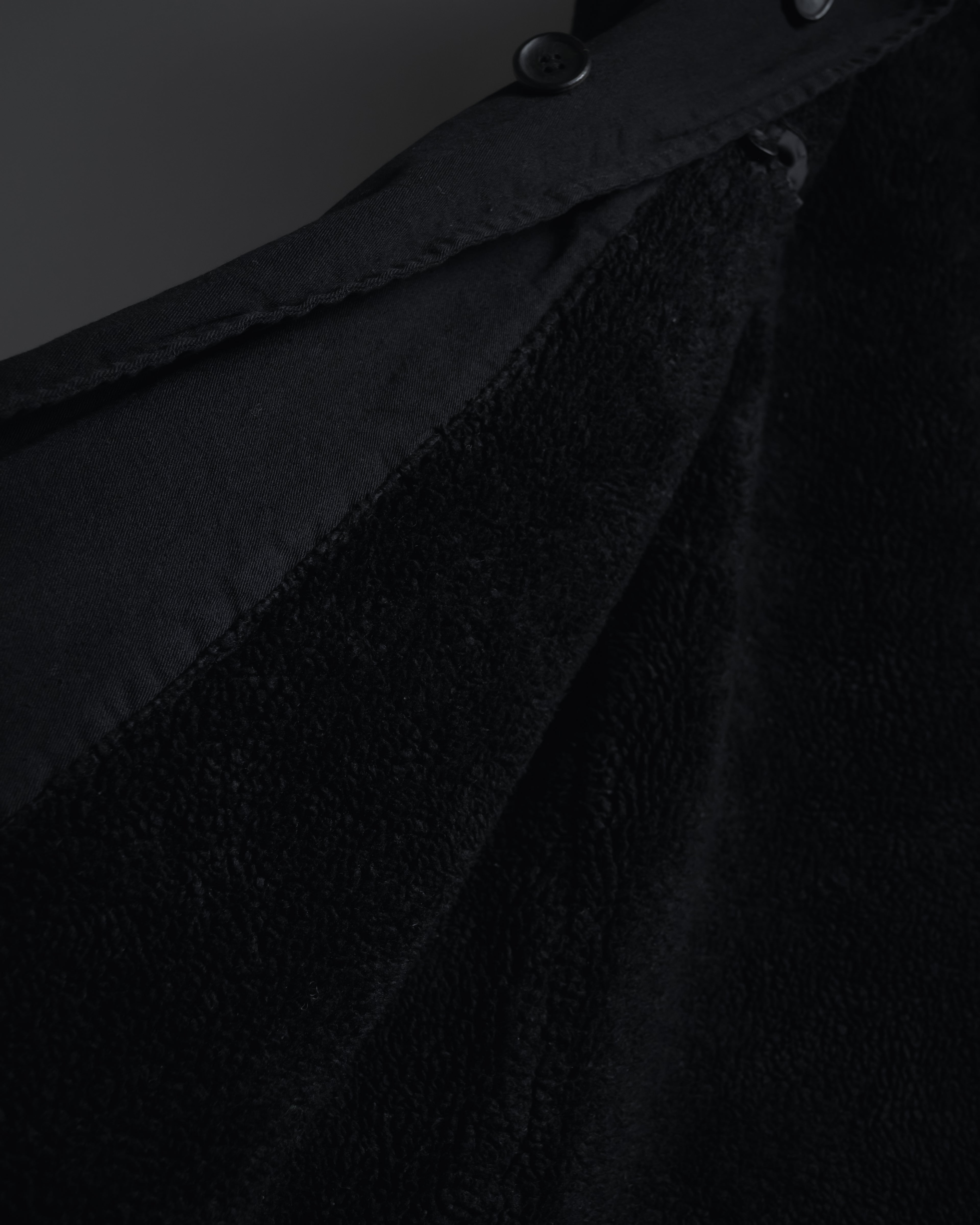 "COMME des GARCONS HOMME"
Utility zip pocket coat