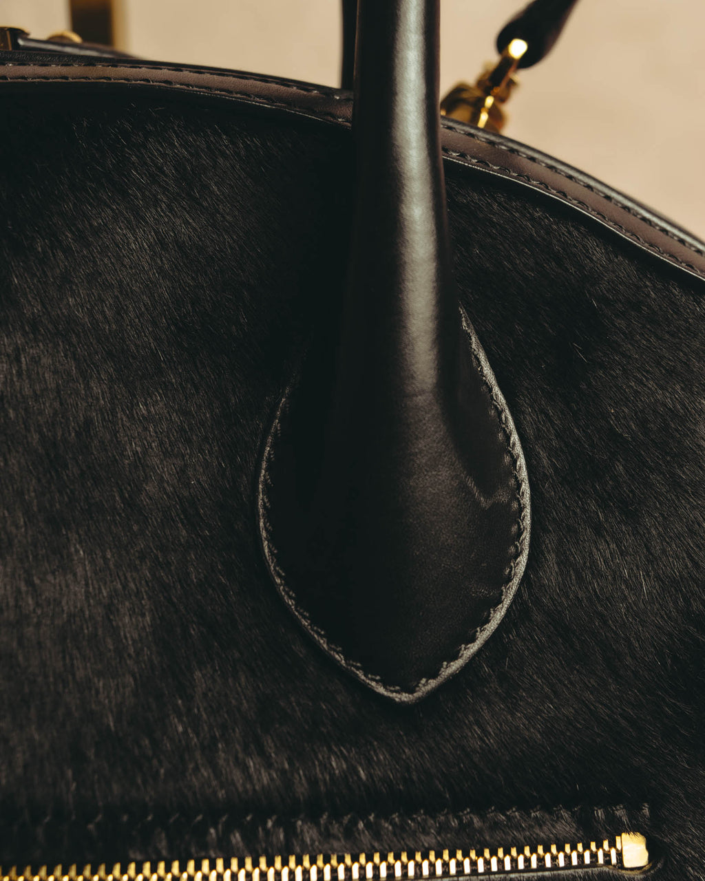 -SPECIAL- “Salvatore Ferragamo“ 90's-00's Gancini pony hair and leather dual-way boston bag