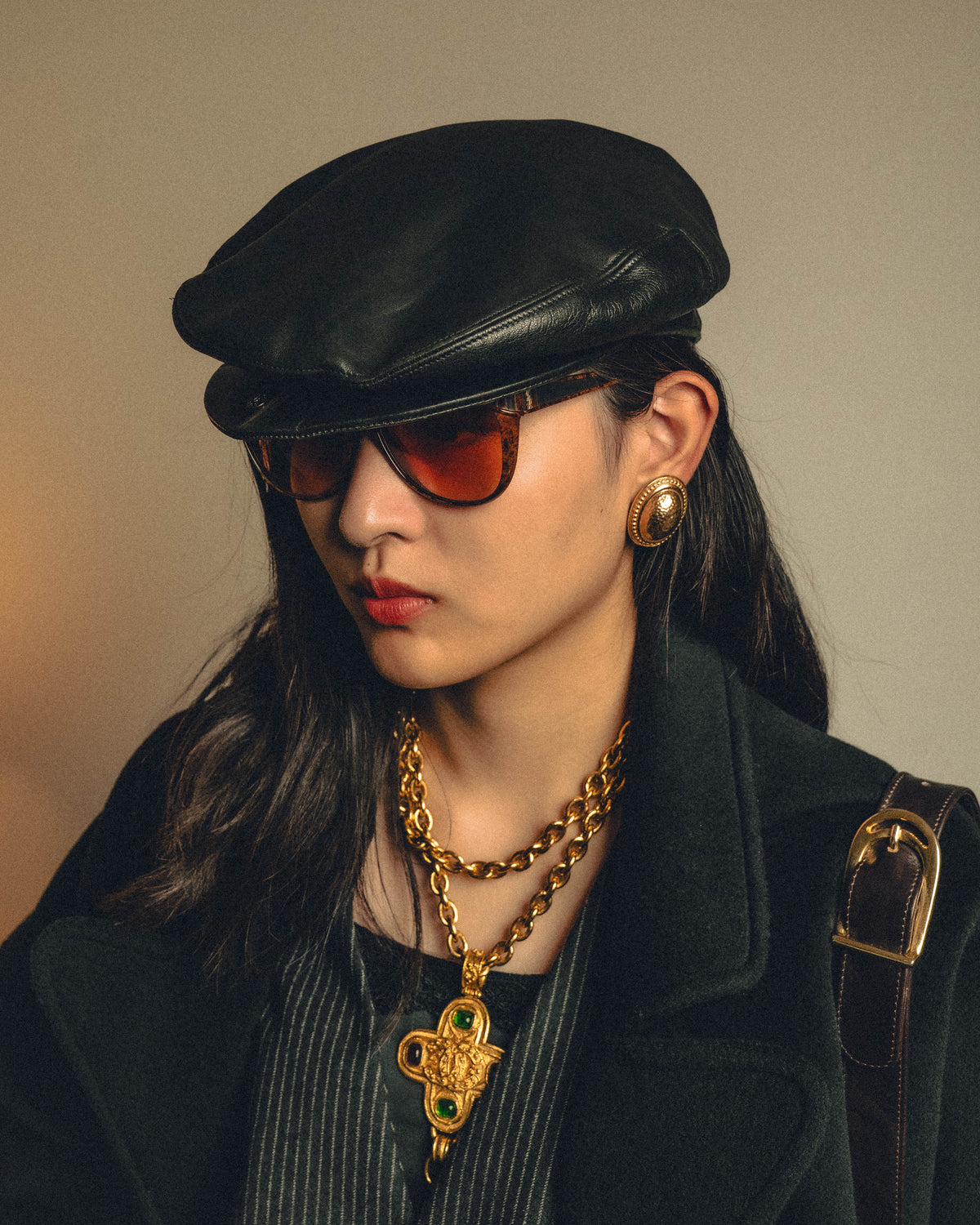 -SPECIAL- “GUCCI” 90’s-00’s Sculptural leather newsboy cap