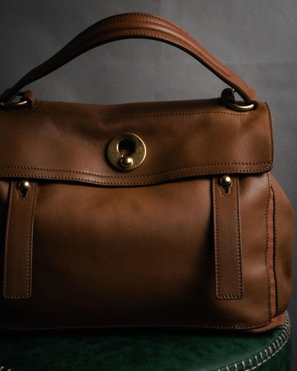 –SPECIAL– “YVES SAINT LAURENT”
2011-2012 Muse two leather handbag