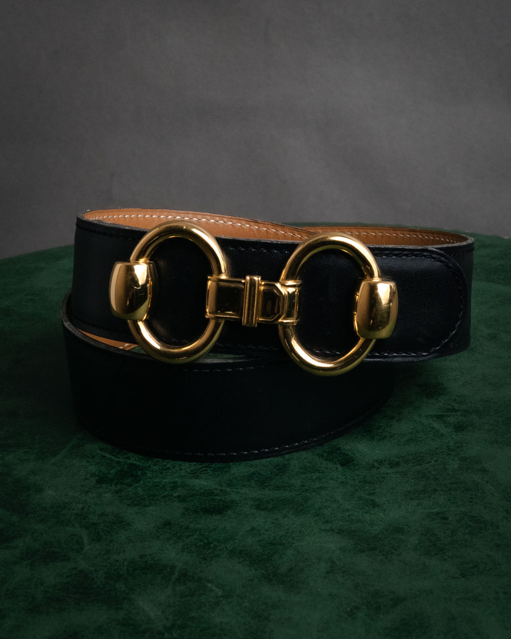 “HERMÈS” 90’s Horsebit leather belt