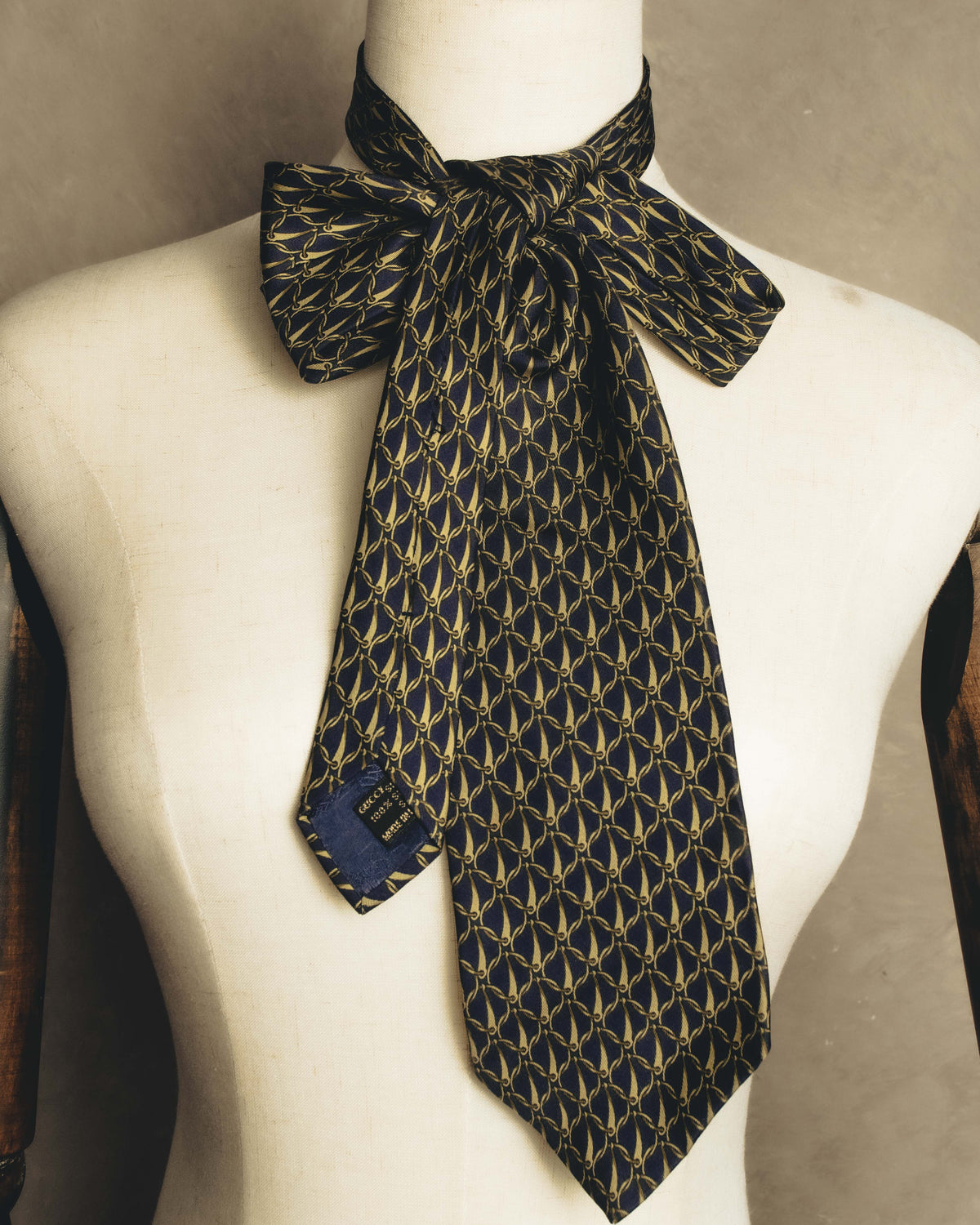 "GUCCI" 80's Nautical patterned silk necktie