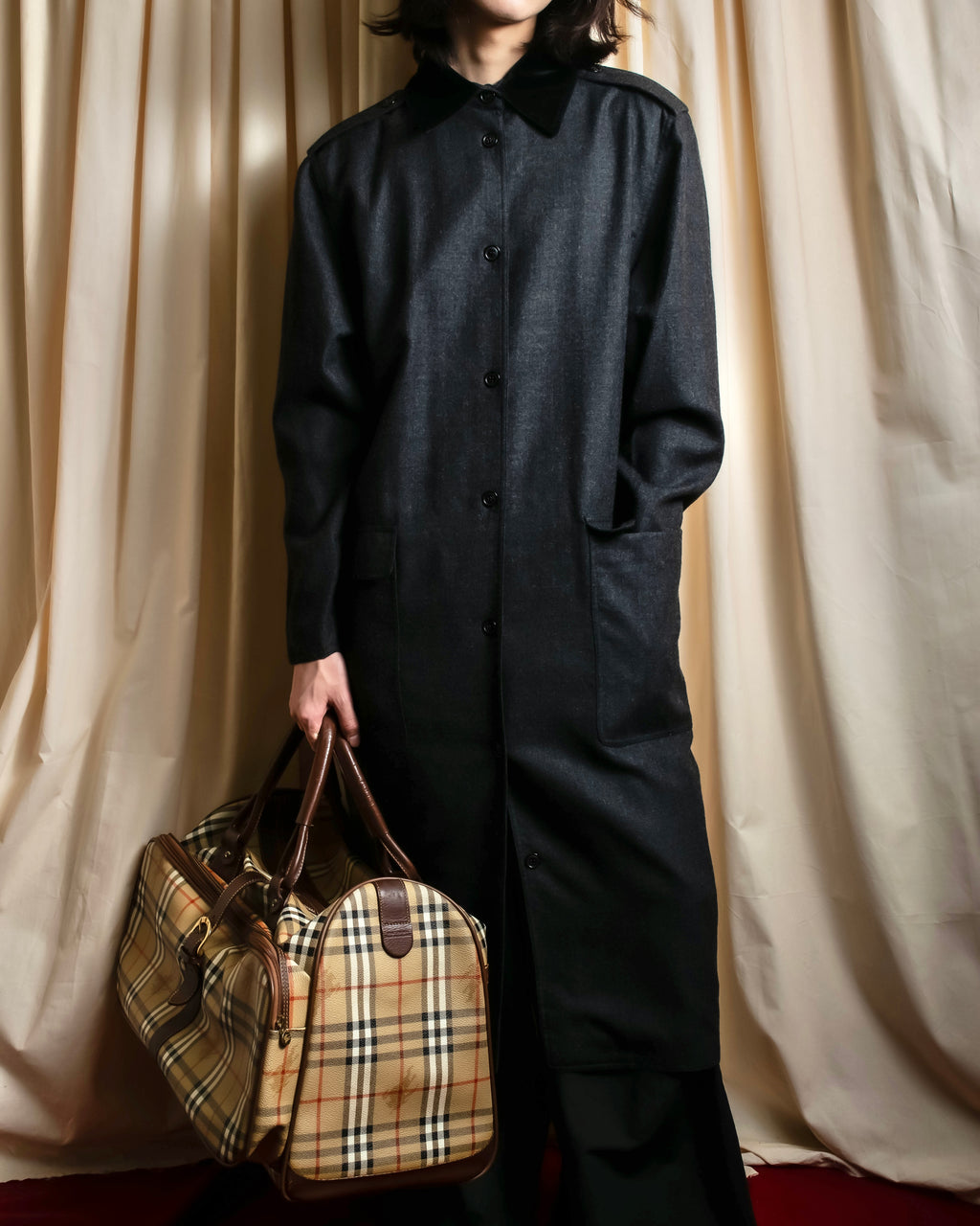 "GUCCI" 70's velvet collar design long coat