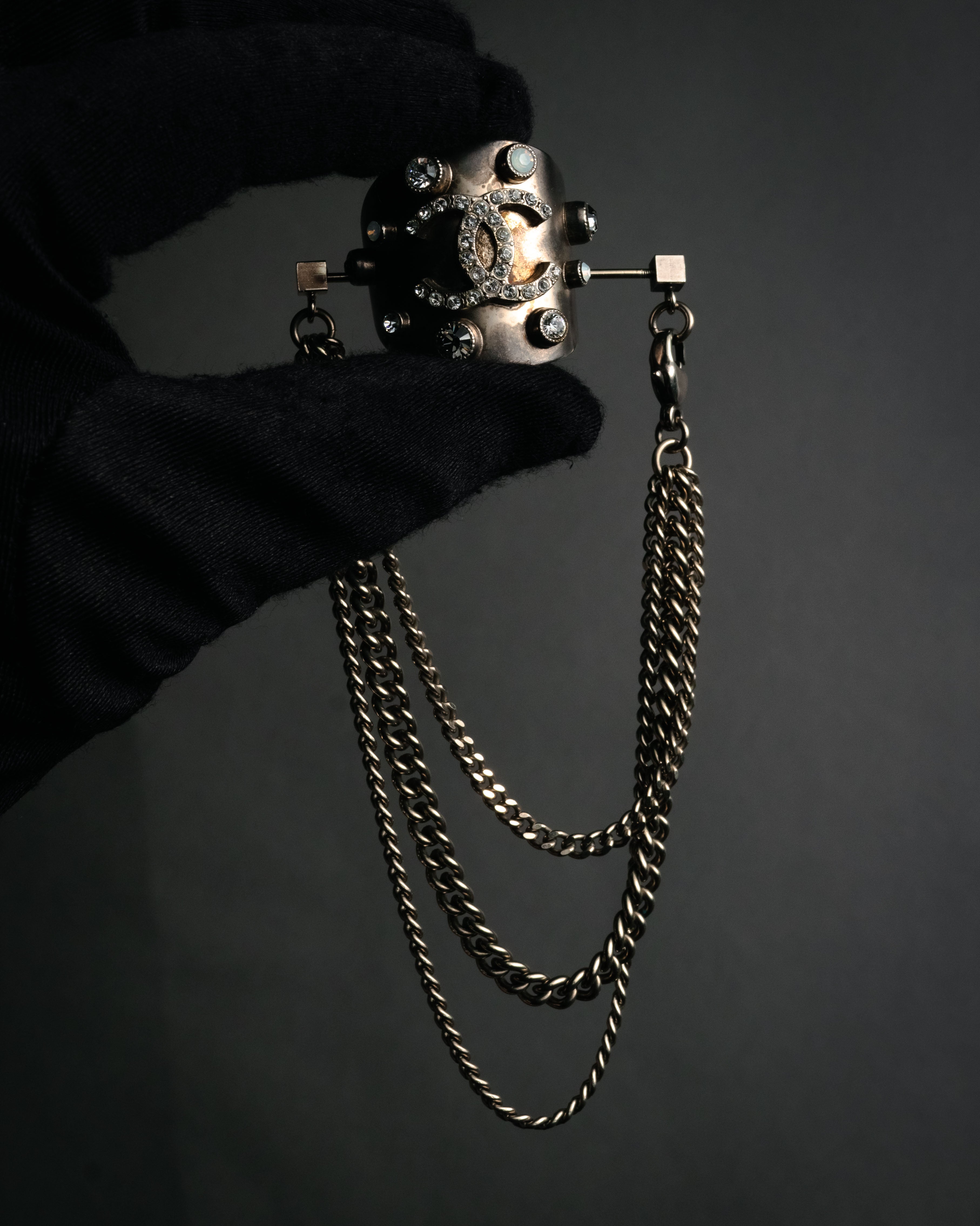 –SPECIAL– “CHANEL” 2005 Spring crystal CC chain majeste