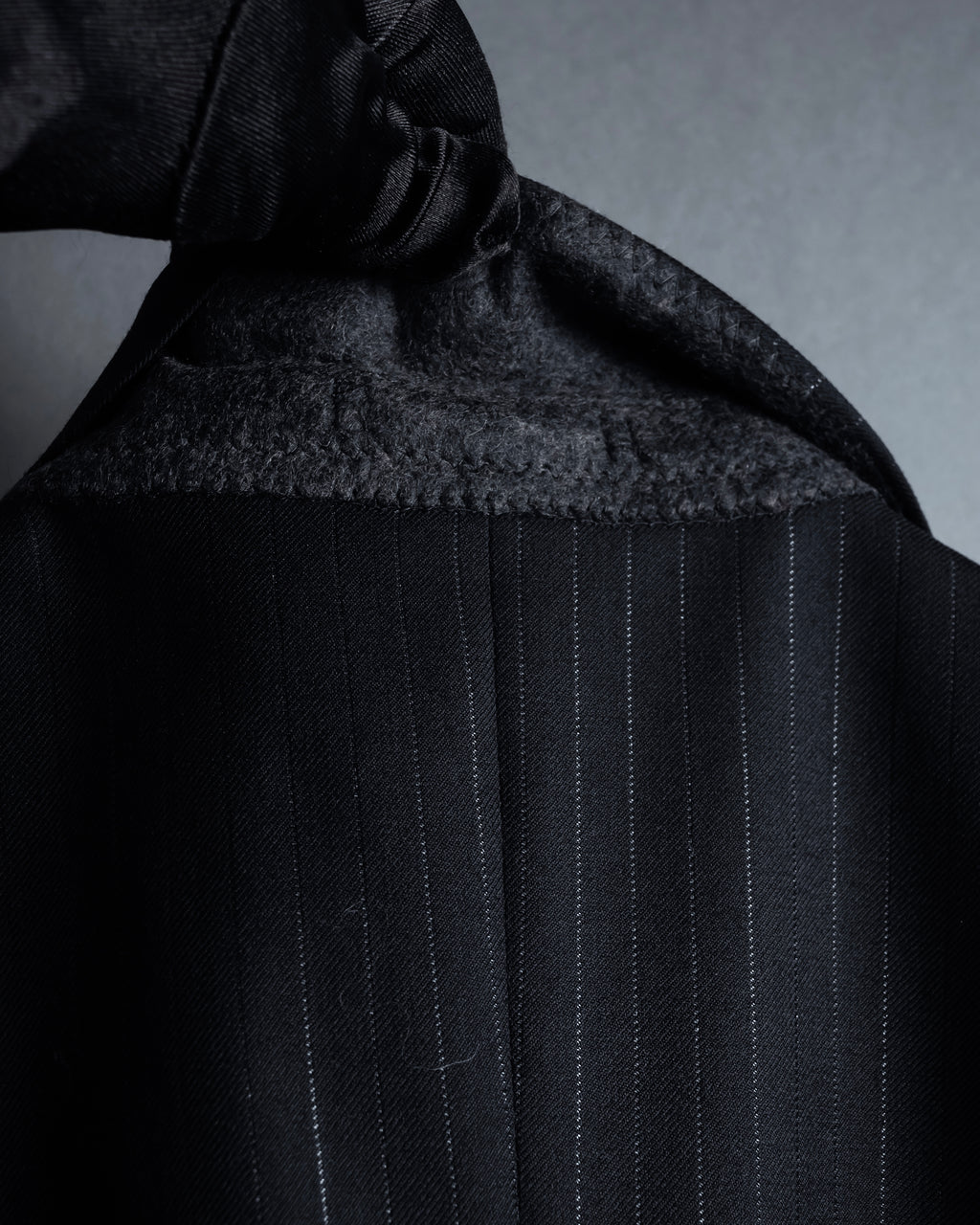 "BALENCIAGA" Chalk stripe pattern long silhouette set up