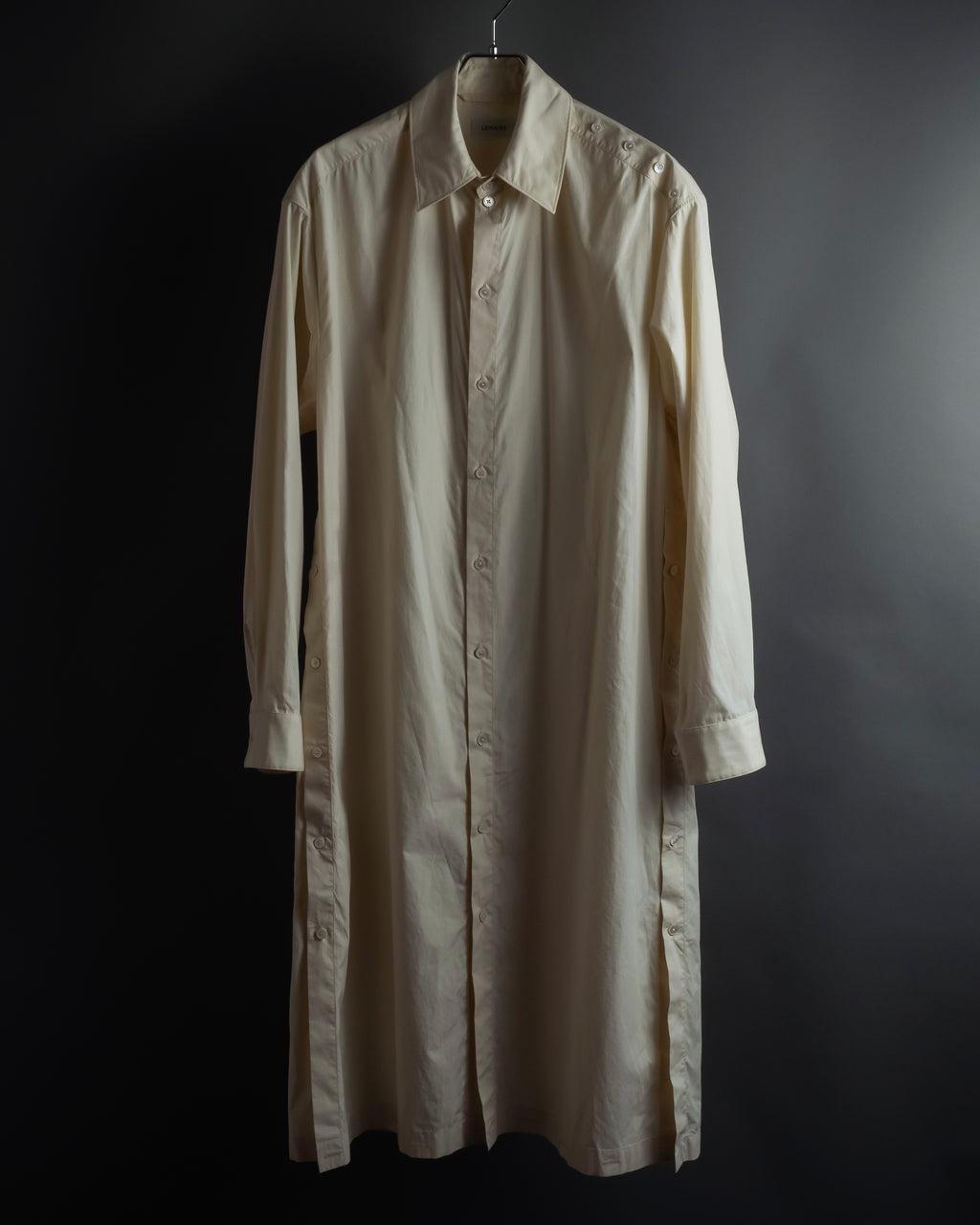 "LEMAIRE" Shoulder button design long shirt