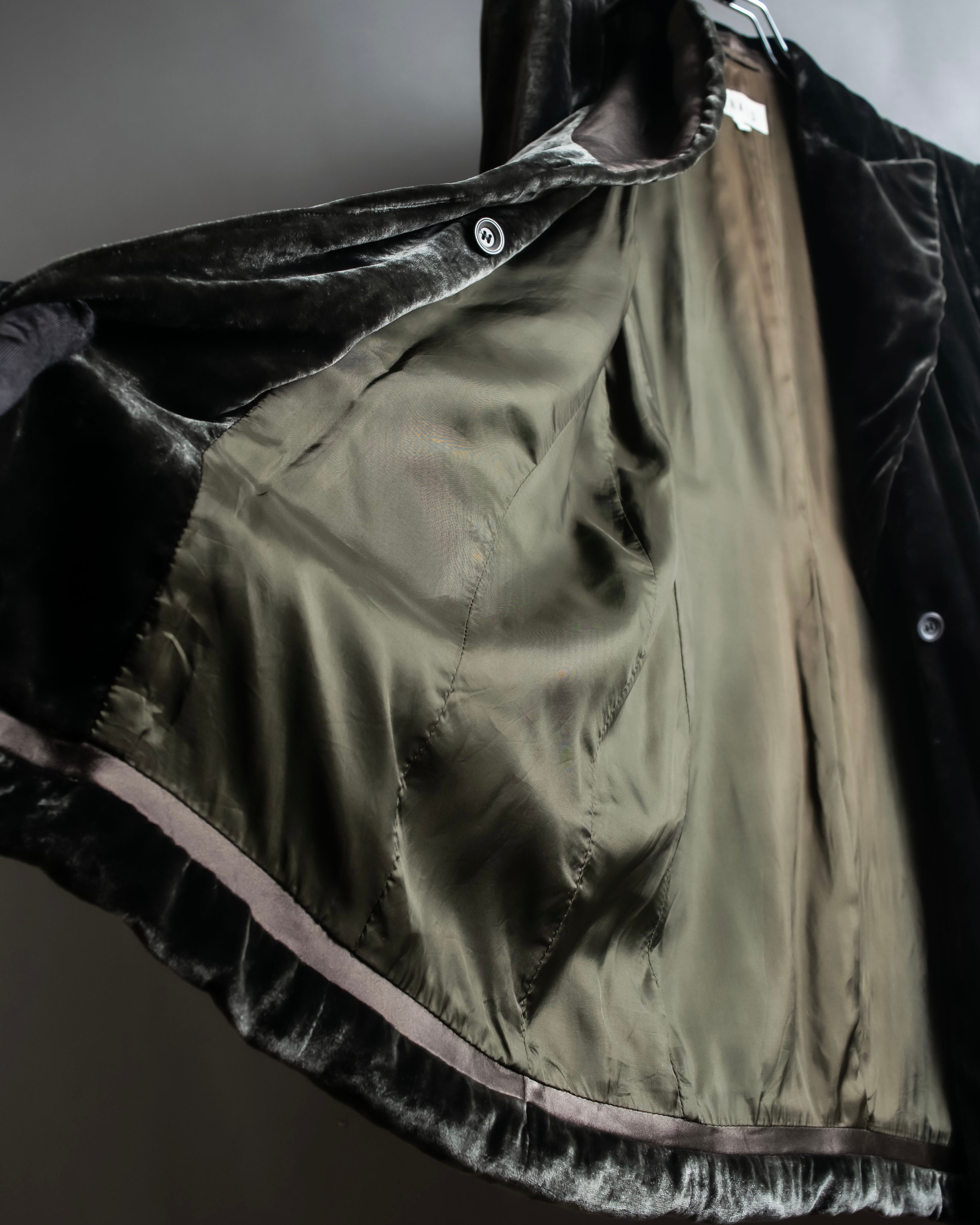 "FERAUD" Vintage velour glossy black tailored jacket