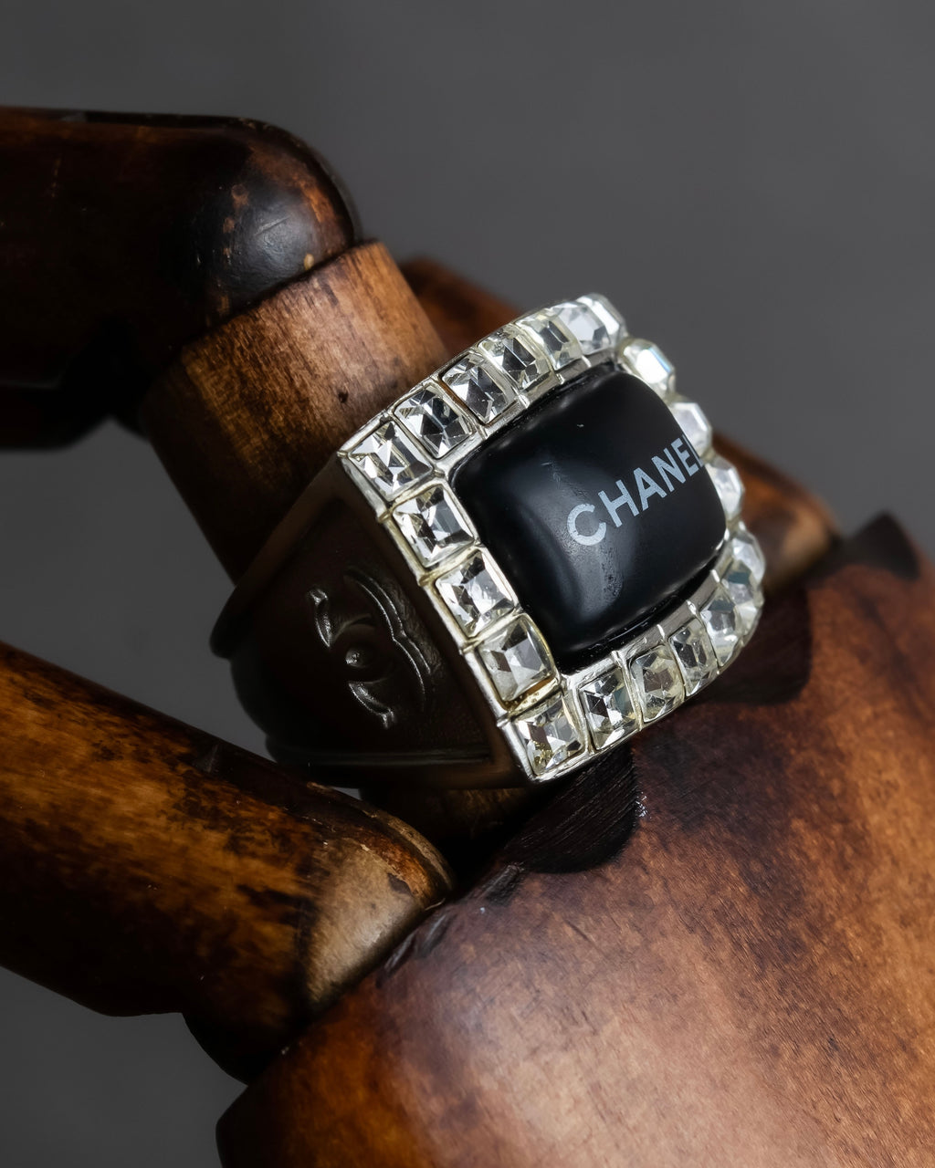 "CHANEL" 00AW Karl Lagerfeld period clear stone design logo engraved ring