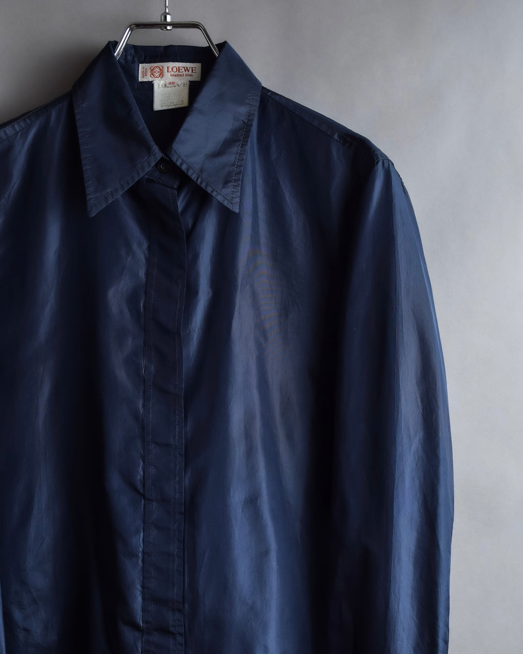 "LOEWE" 90's-00's Fly front silk shirt