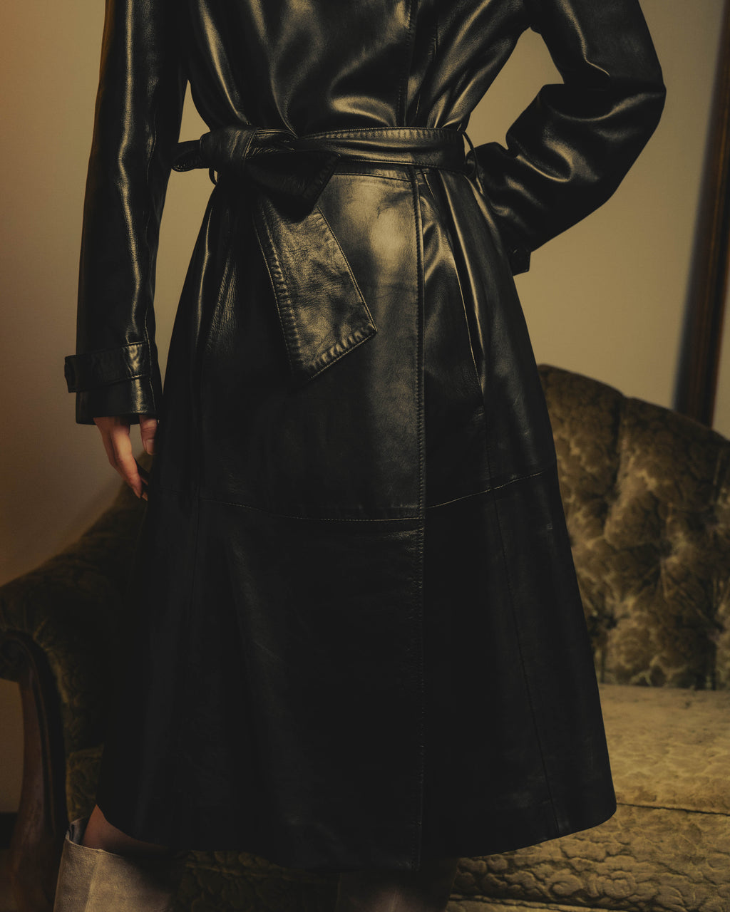 -SPECIAL- "BOTTEGA VENETA" 80's-00's Belted leather coat