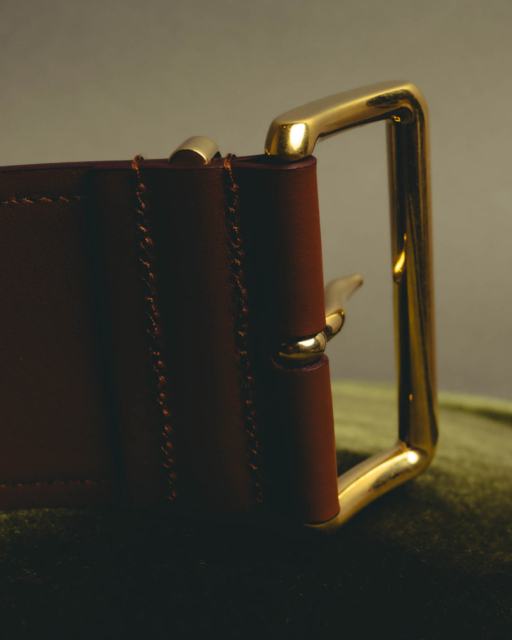 "Miu Miu" 2020's Sculptural wide leather belt