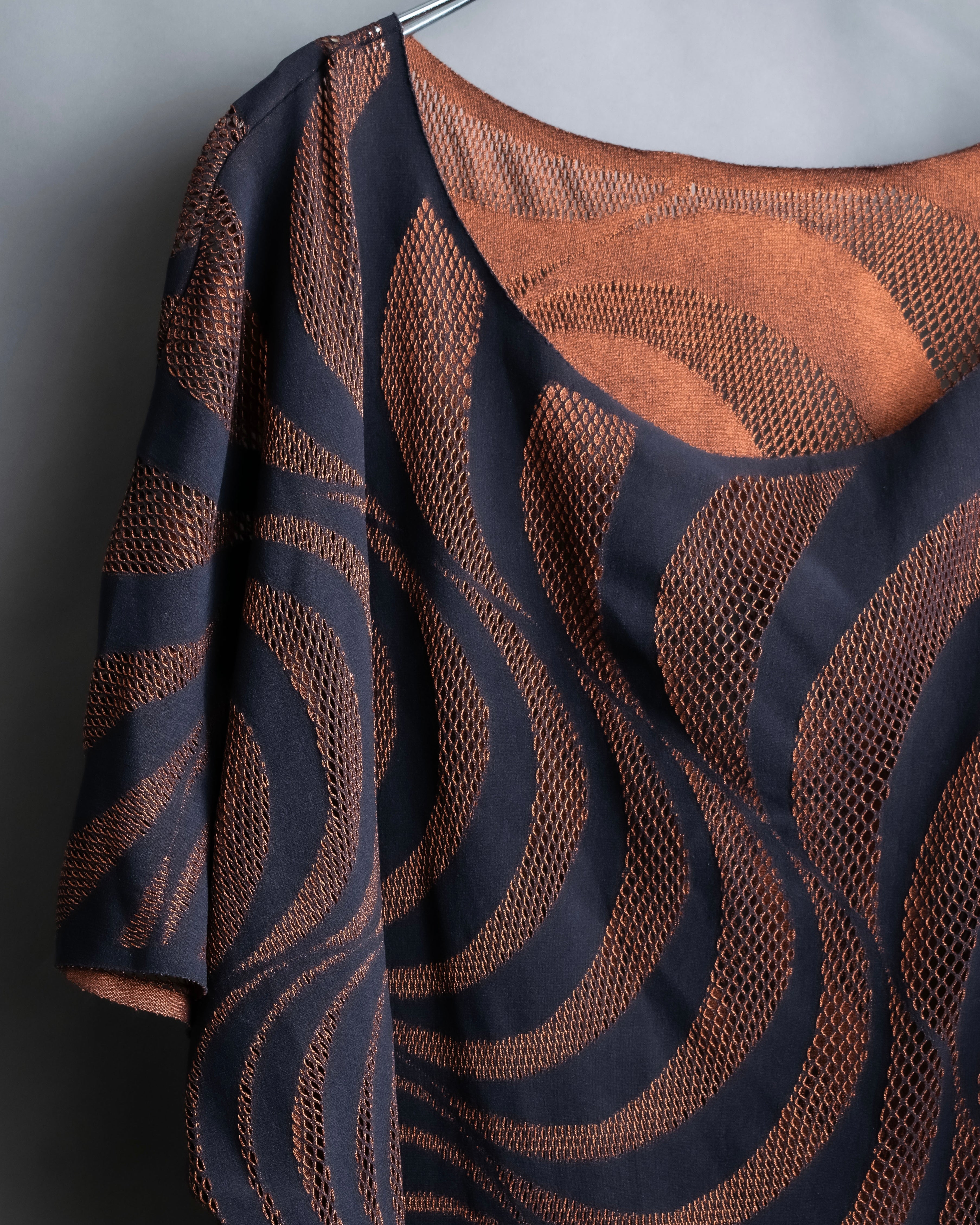 "PLEATS PLEASE ISSEY MIYAKE"
 Marble print dolman sleeve tops