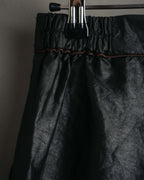 -MOOD Vintage Collections-
90’s-00’s Shiny textured wide leg trousers