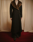 -SPECIAL- "Max Mara"
90’s Detachable fur collar virgin wool long coat