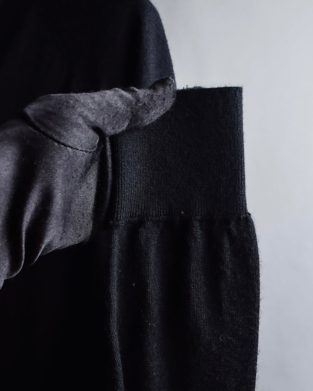 "HERMES" Cashmere silk blend V-neck knit