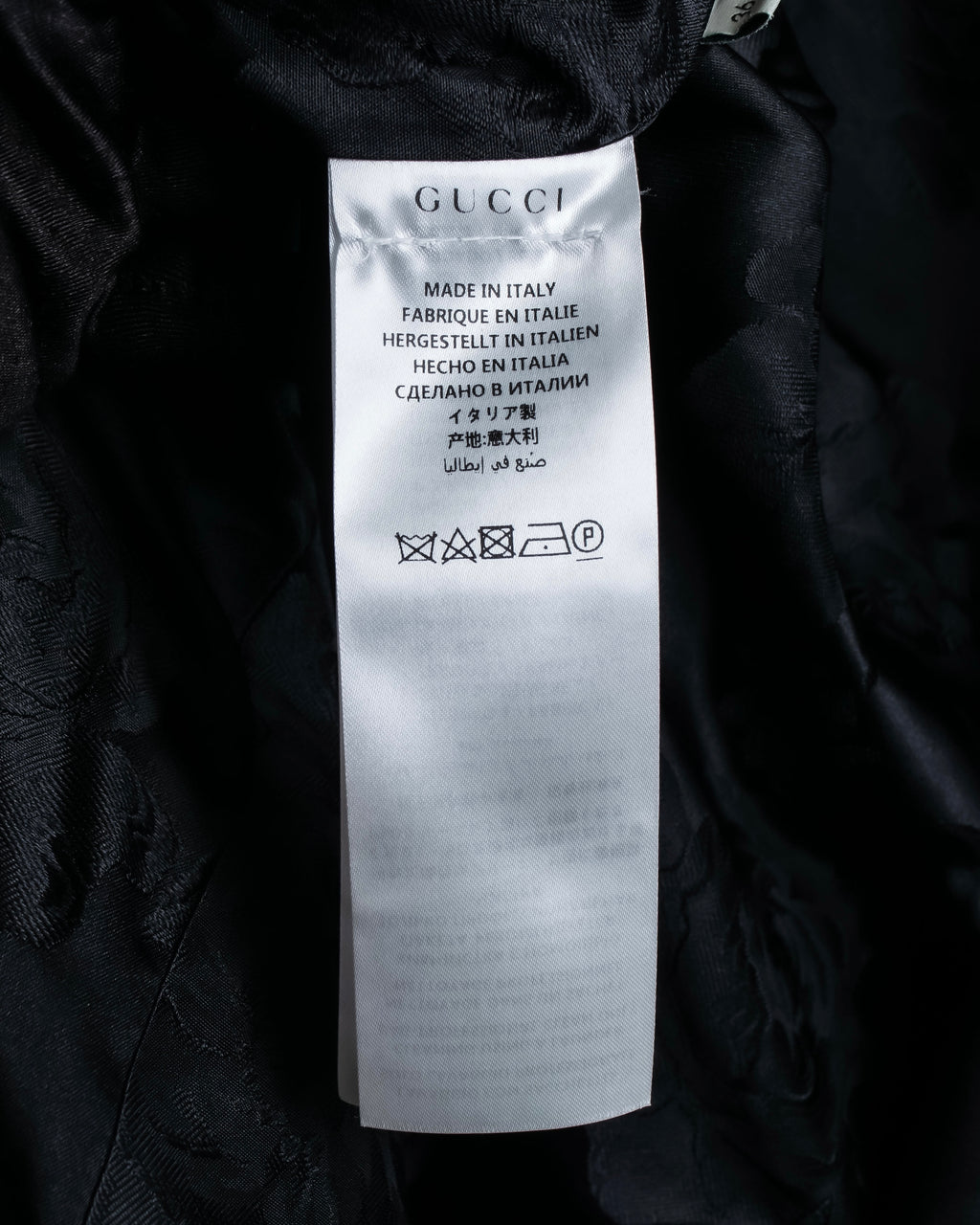 "GUCCI" Pre-Fall 2018 collection message embroidered shawl collar jacket