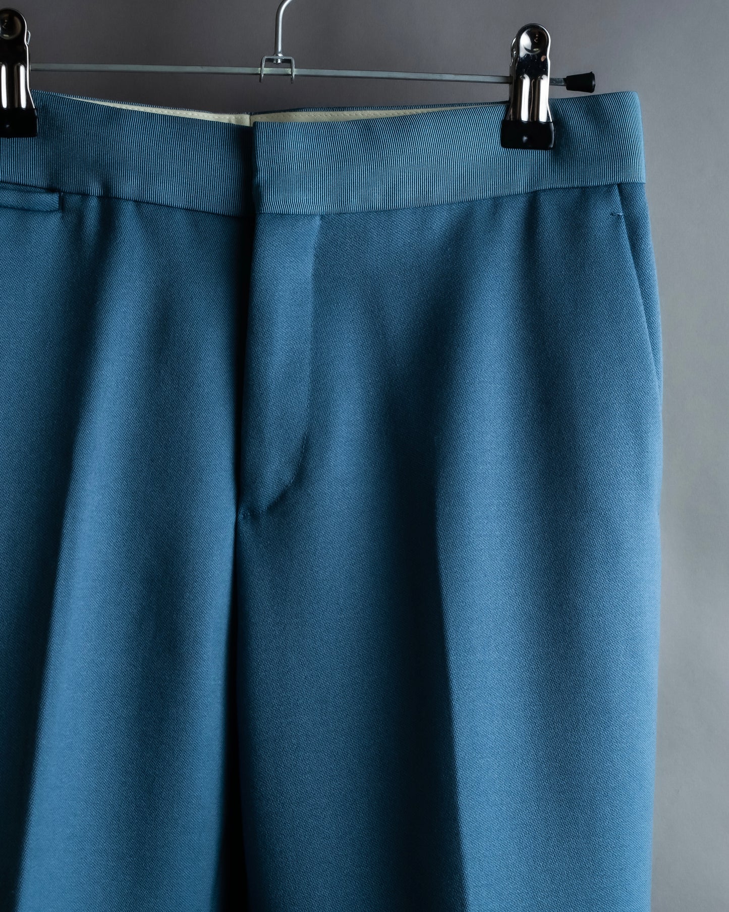 "DRAWER" Beautiful light blue tapered silhouette slacks