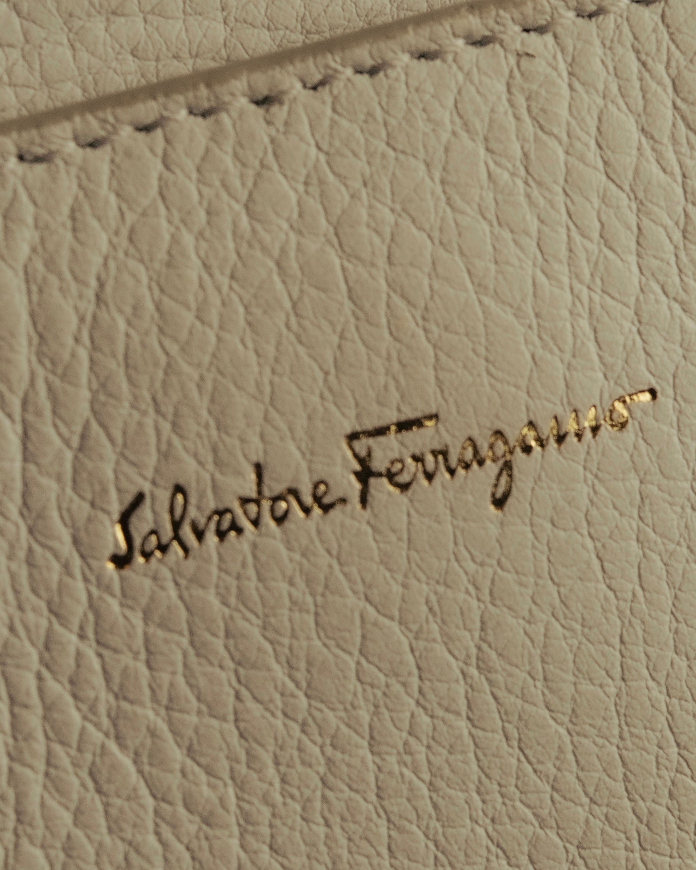 “Salvatore Ferragamo” 2013-2018 gancini bicolor top handle bag