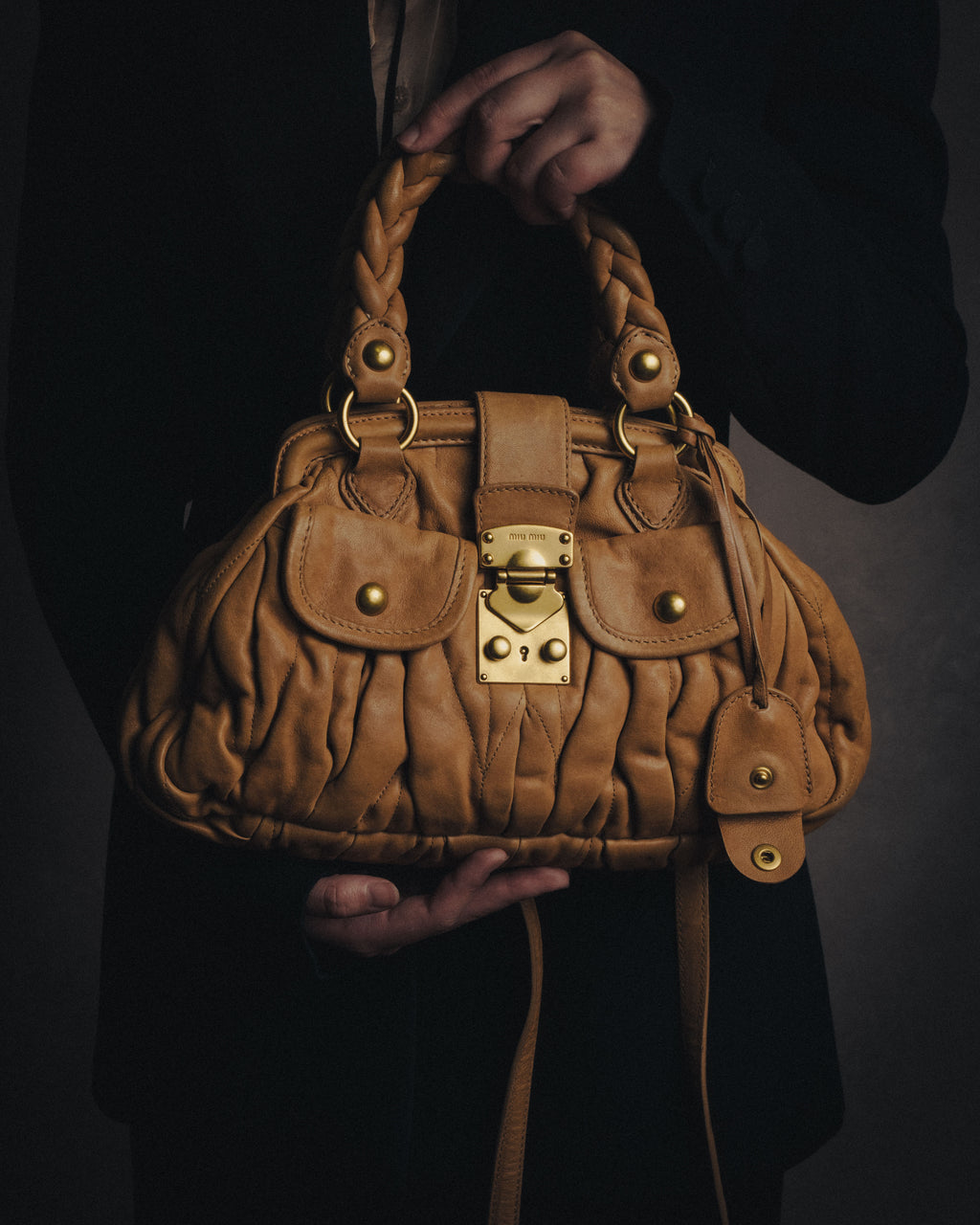 –SPECIAL– “miu miu” 2000’s braided matelasse doctor bag