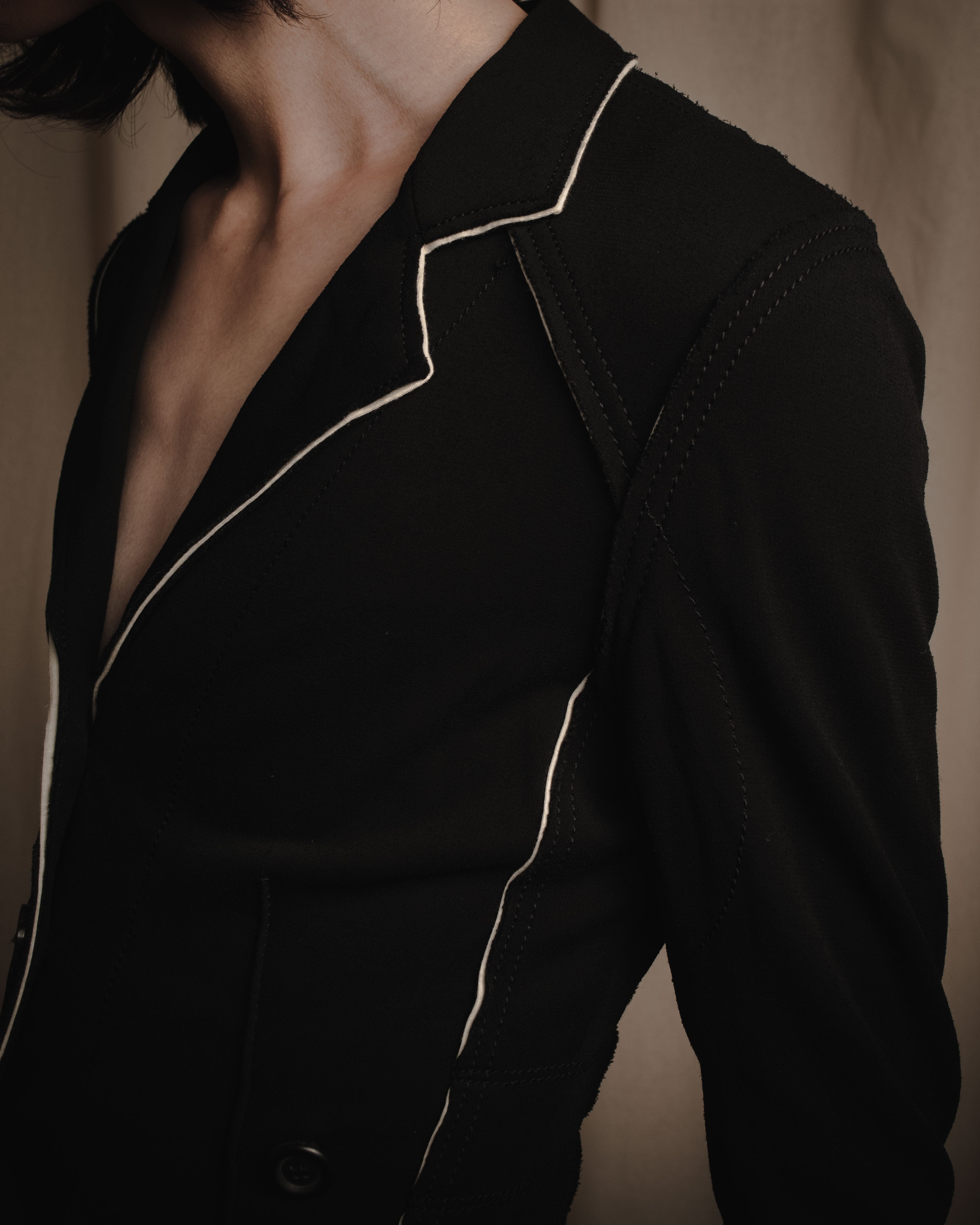 "Donna Karan" Contrast piped tailored jacket