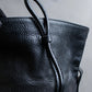 "BURBERRY" Silver parts rope fastening design leather crossbody shoulder bag