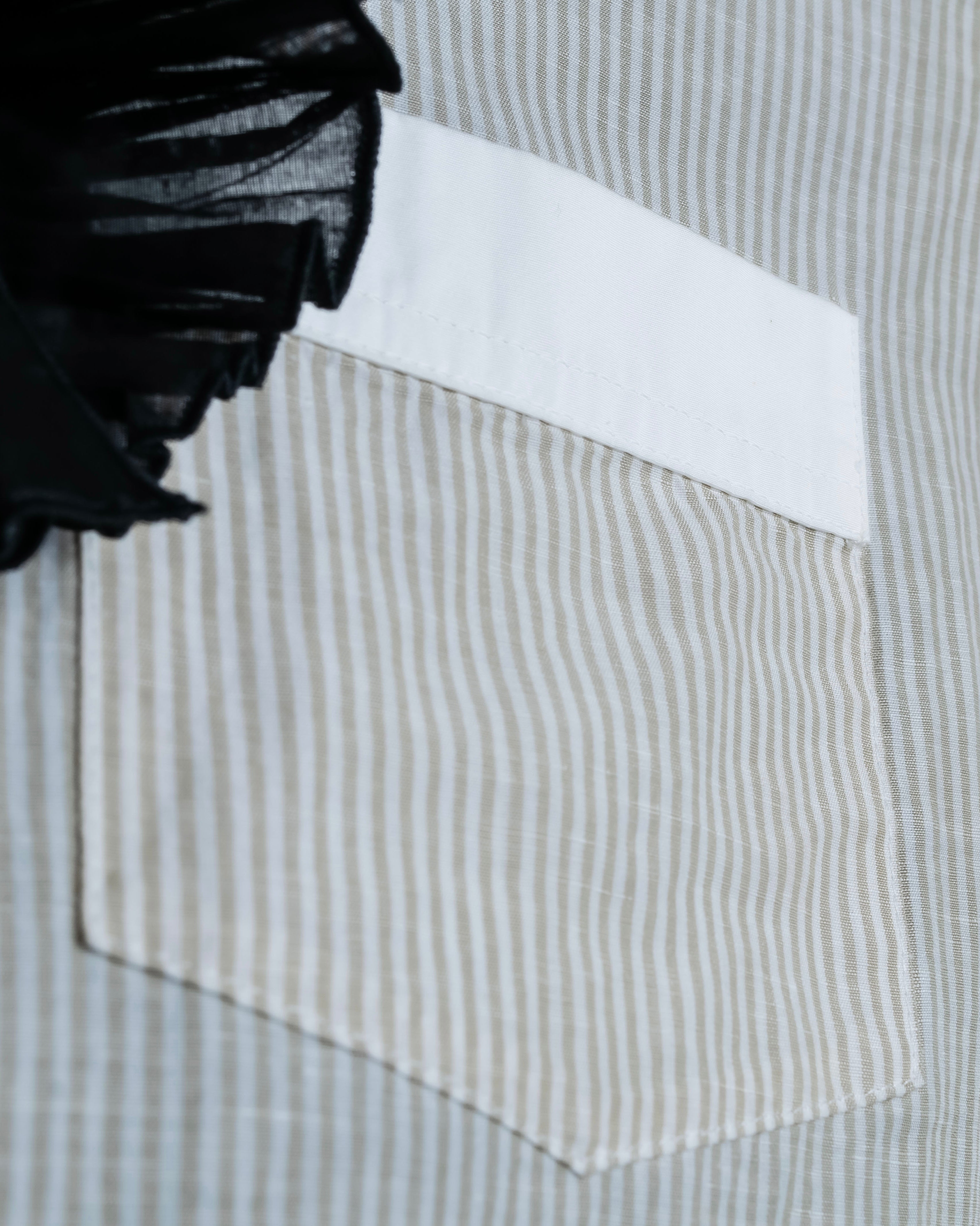 "LOUIS VUITTON" Ribbon frill design regular collar shirt