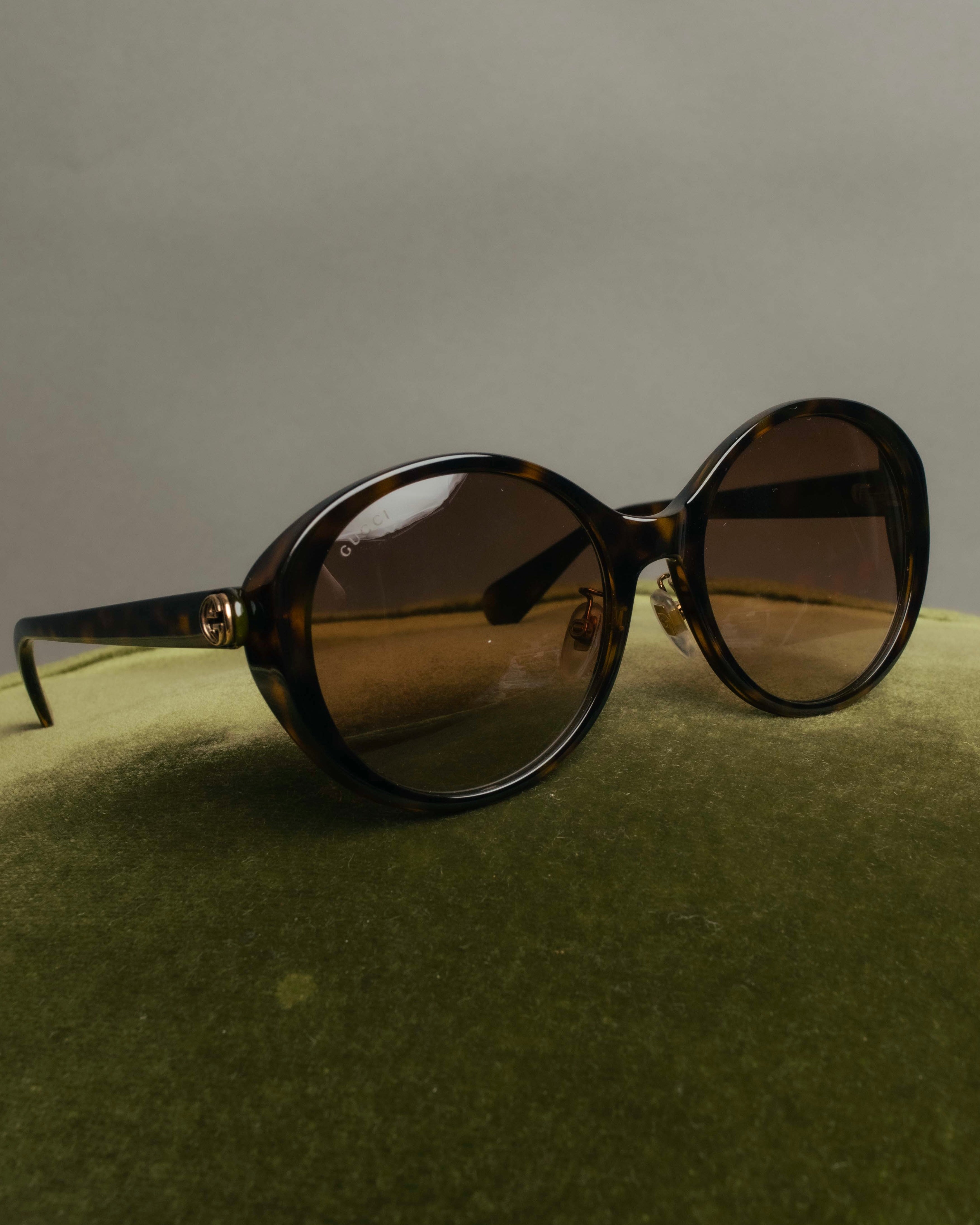 "GUCCI" 2010's Tortoiseshell oversized sunglasses