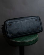 "AULENTTI" Gold closure belt design leather 2-way bag