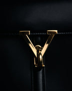 “VALENTINO GARAVANI” 80’s-90’s V clasp top handle bag