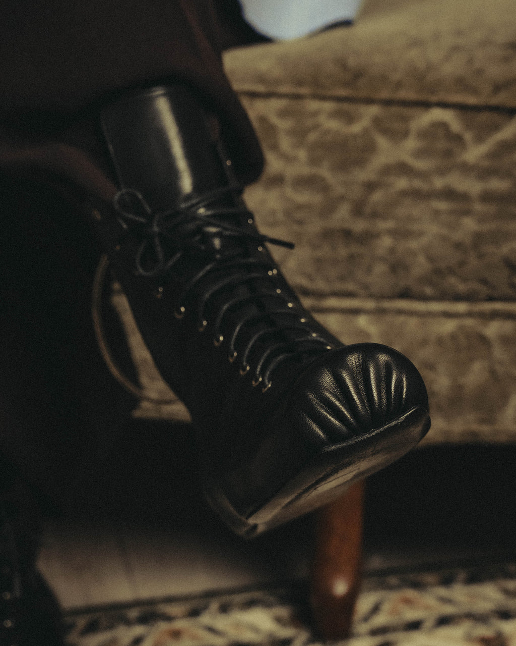 -SPECIAL- "JIL SANDER" 10's Sculptural gathered toe leather ankle boots