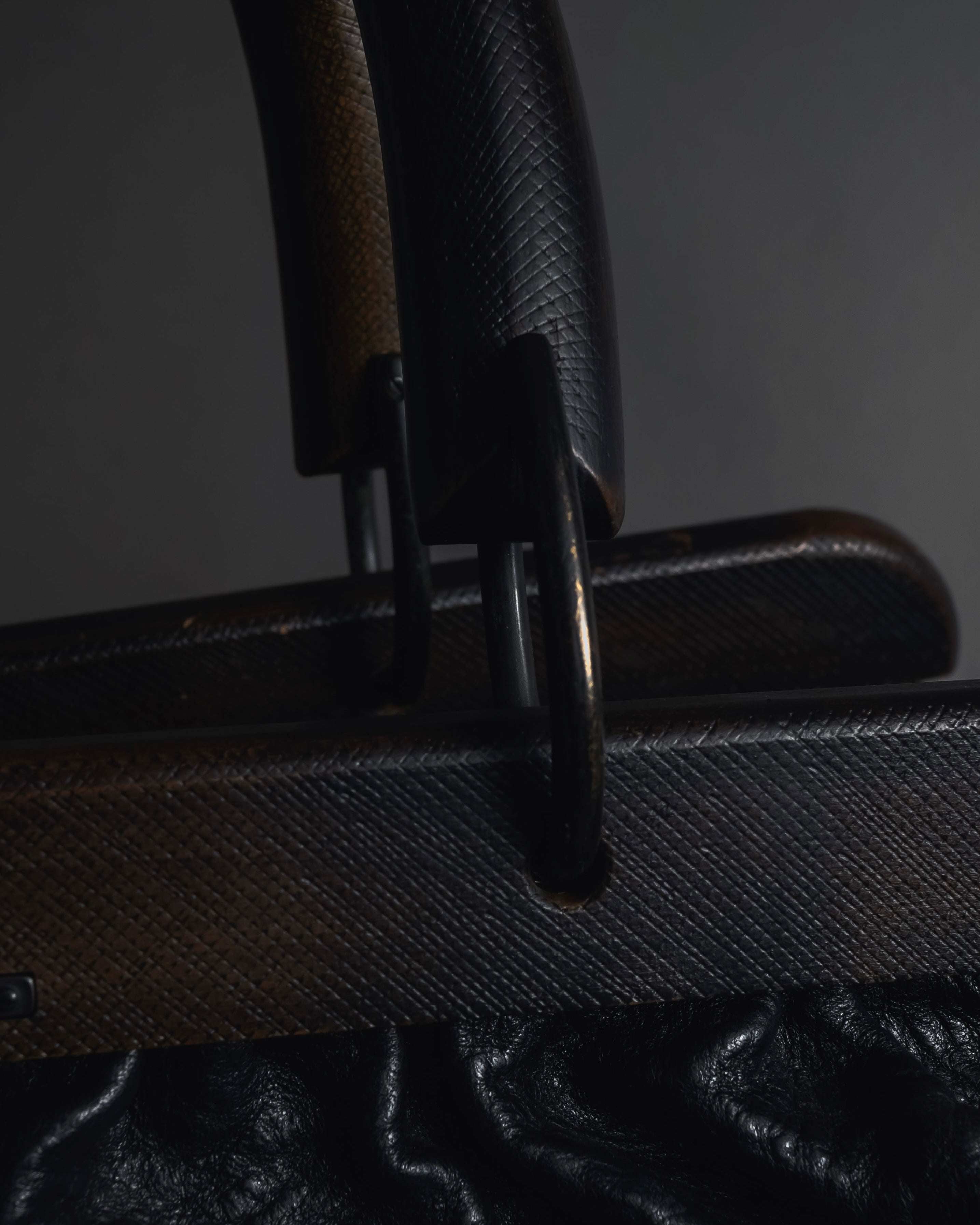 -SPECIAL- "GUCCI"
90’s-00’s Wood handle frame bag