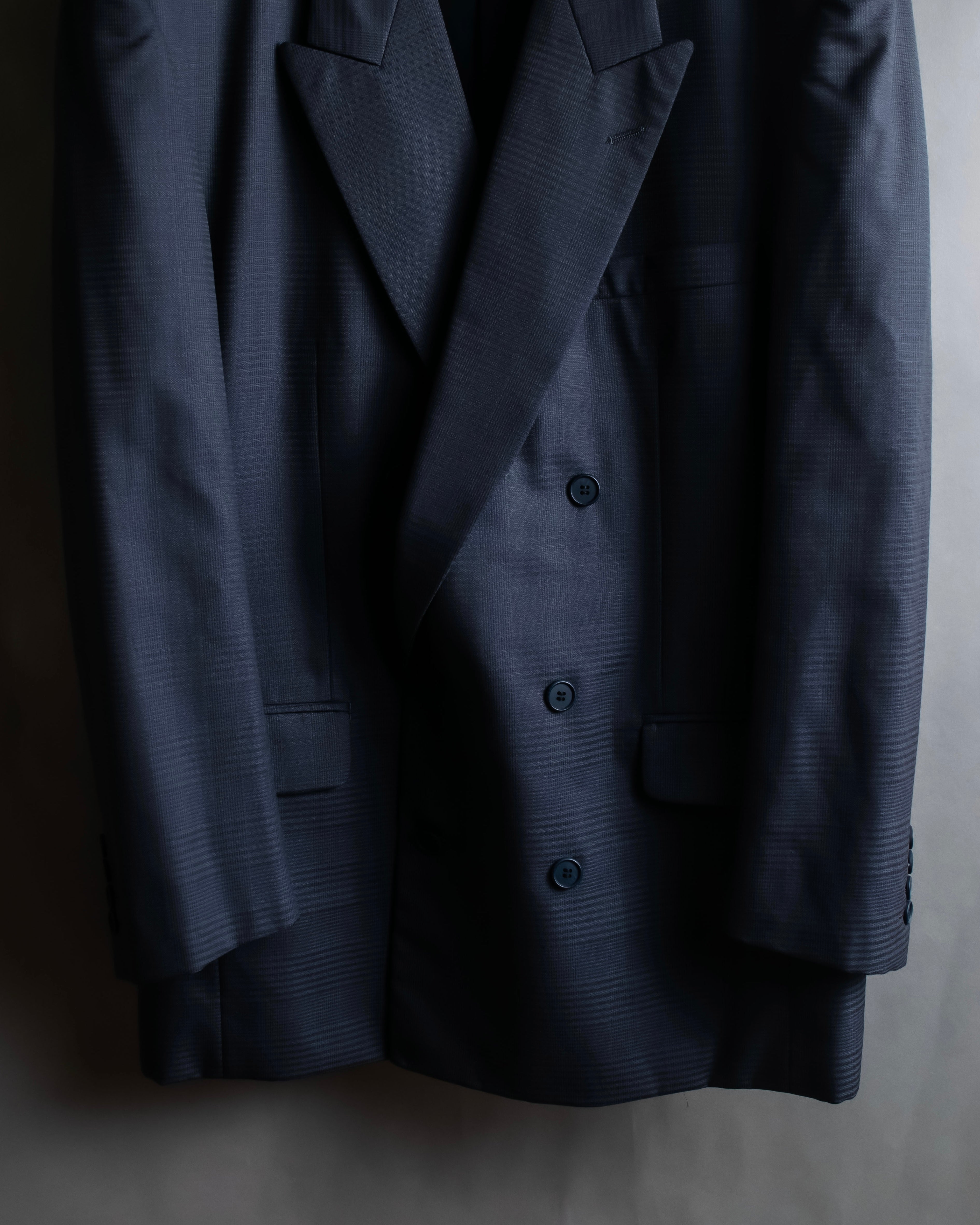 "CHRISTIAN DIOR MONSIEUR"
Shadow check pattern structured set up