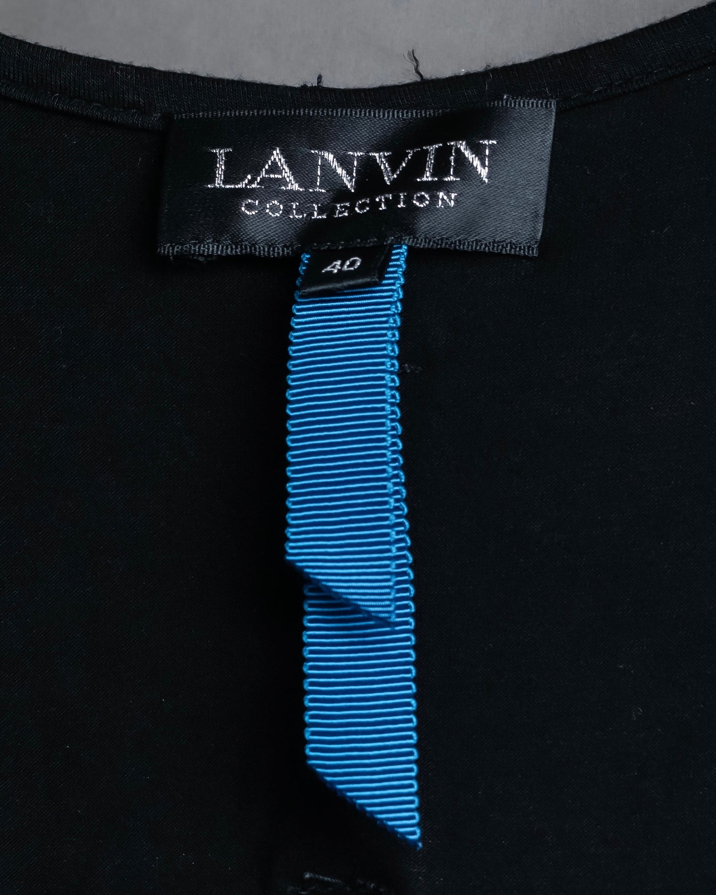 "LANVIN" Different sequin designs sleeveless pullover