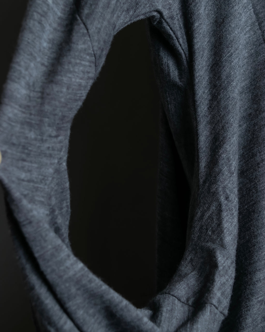 "JUNYA WATANABE COMME des GARCONS" 2008AW Collection Pieces Connected arms design knit