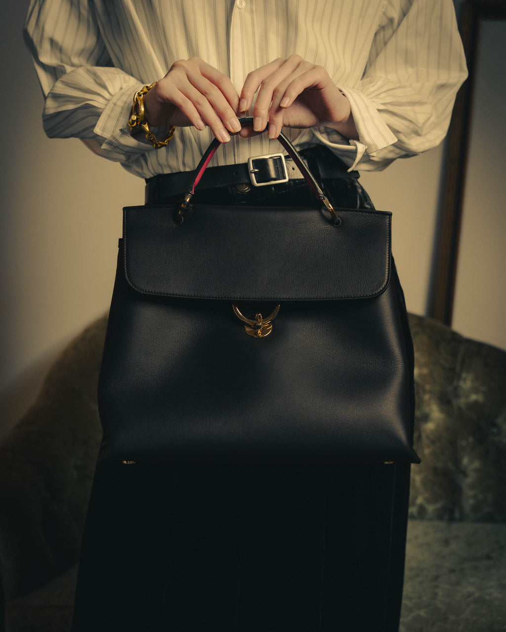 –SPECIAL– "Salvatore Ferragamo" 10's-20's Structured leather top-handle shoulder bag
