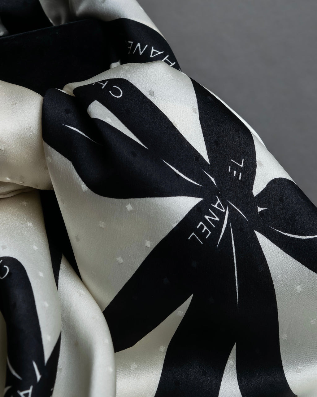 "CHANEL" Logo engraved ribbon motif design large scarf