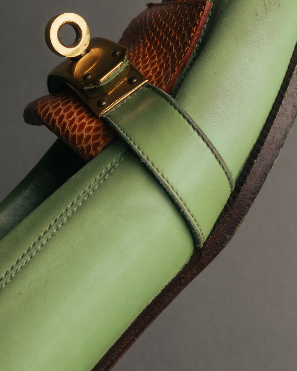 “Hermès” 90’s-00’s Kelly buckle leather loafer