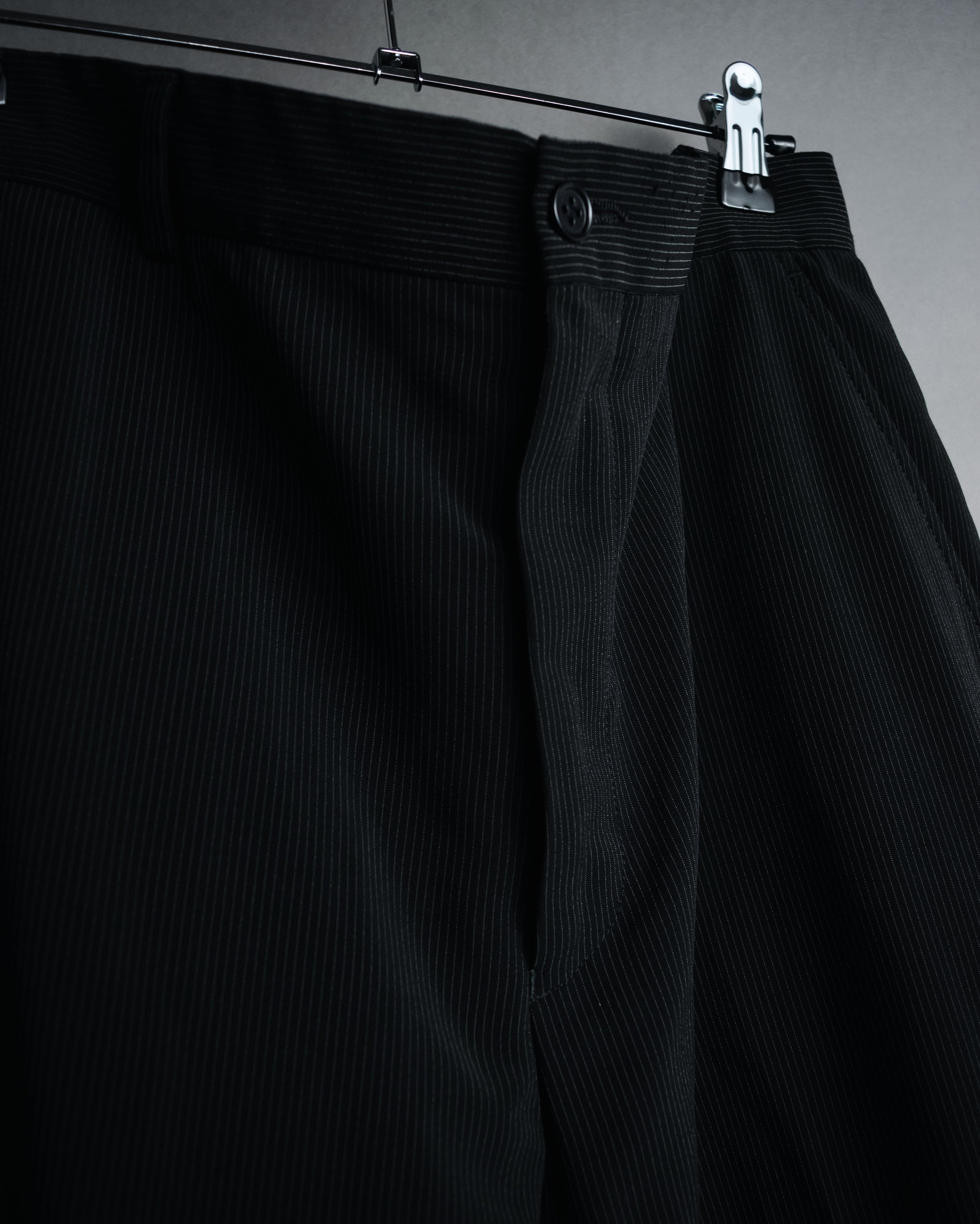 "GIORGIO ARMANI" 08’s-09’s Sharp pinstripe wool two button suit set