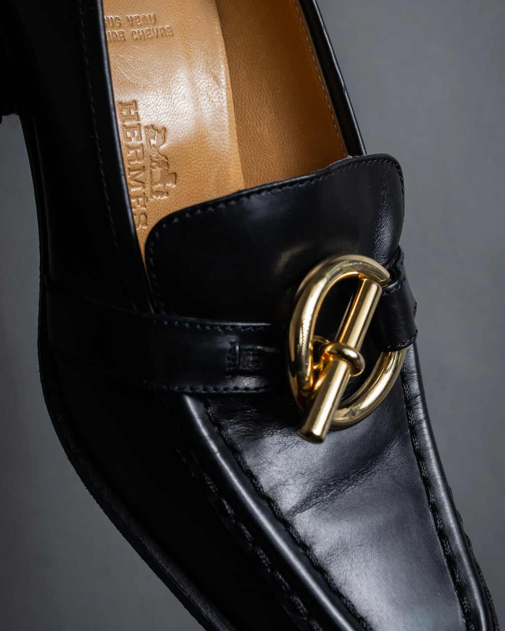 -MOOD Christmas Collection-
"HERMES" 90's-00's Gold buckle design heeled loafers