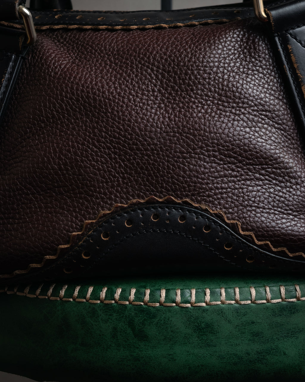 “BURBERRY” 2010’s Brogue tassel leather bag