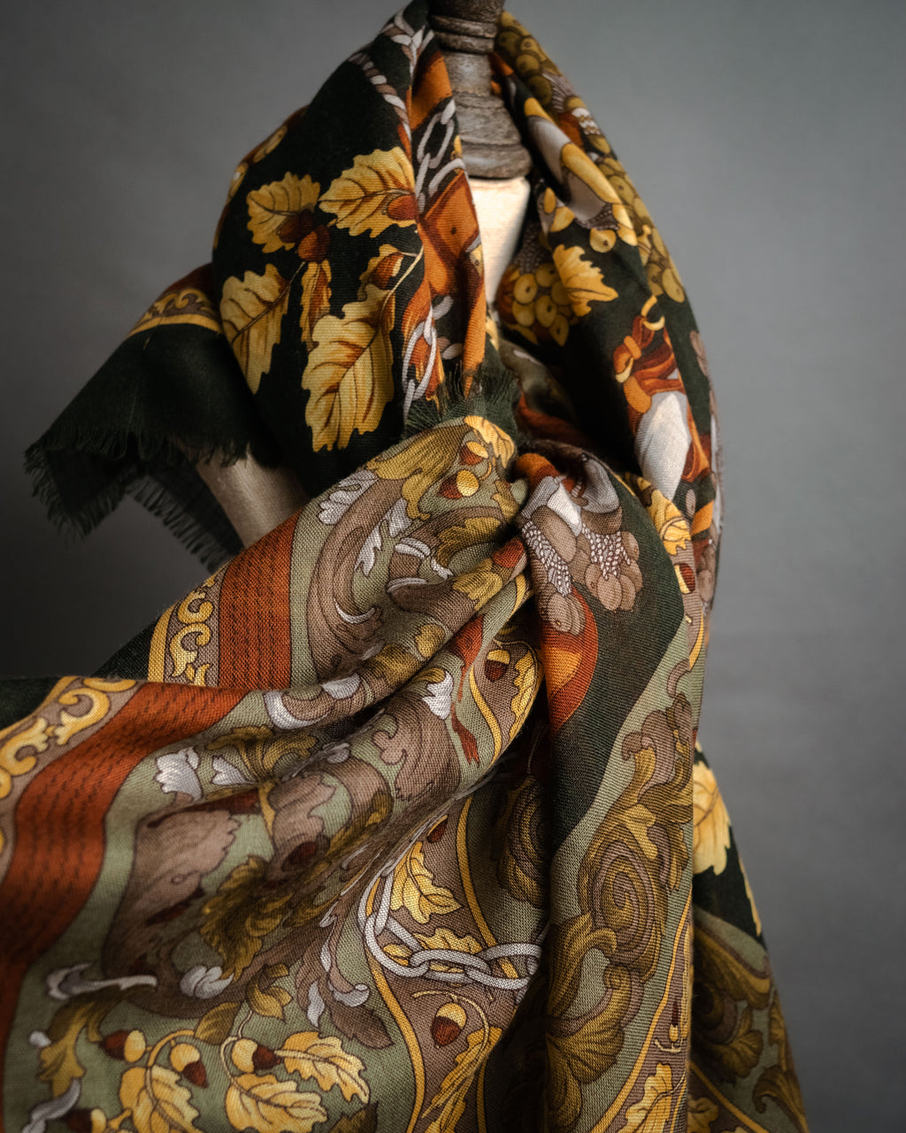 “LOEWE” 90’s–00’s Equestrian motif wool silk fringe scarf