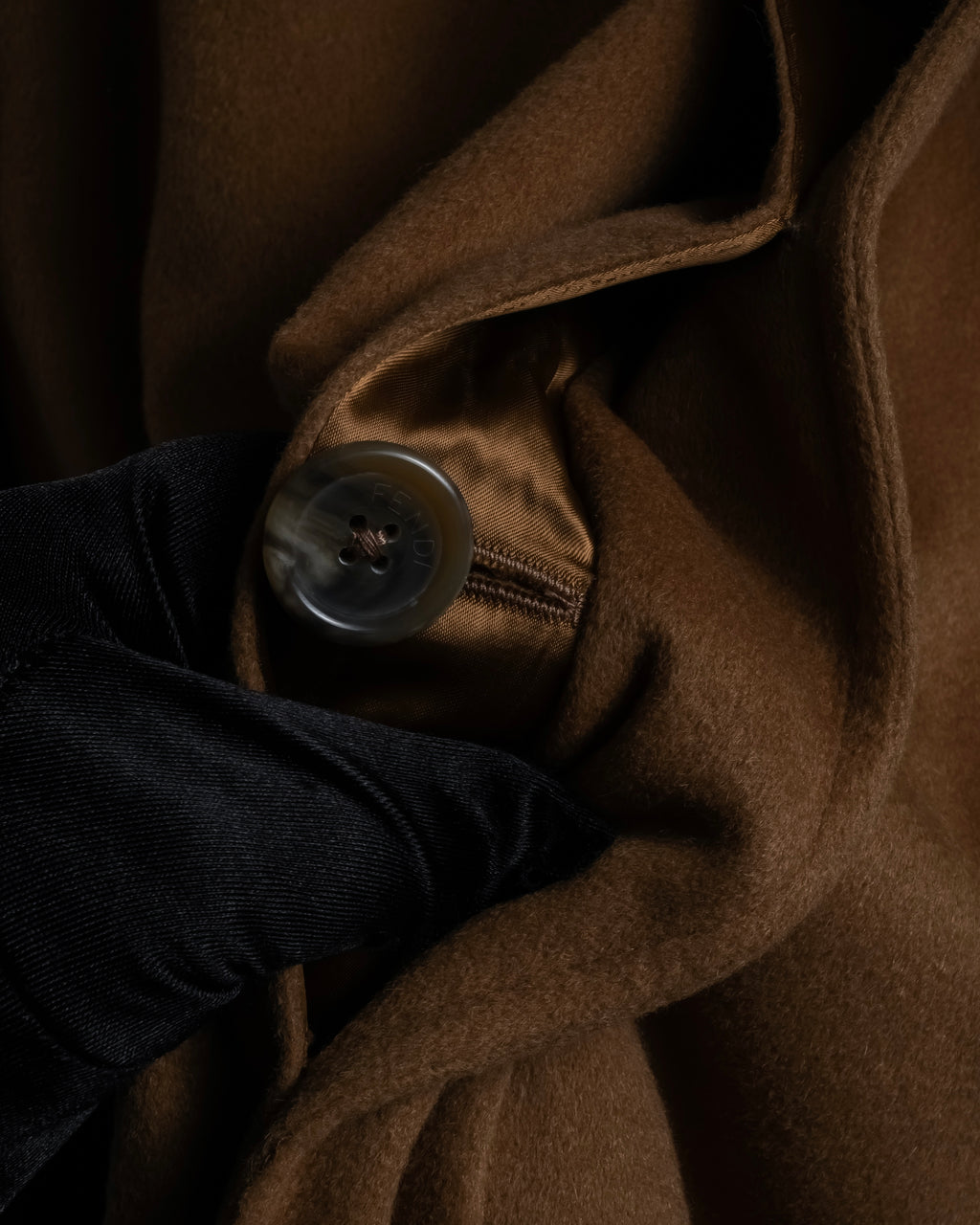 "FENDI" 90's Italian classic 100% cashmere belted coat