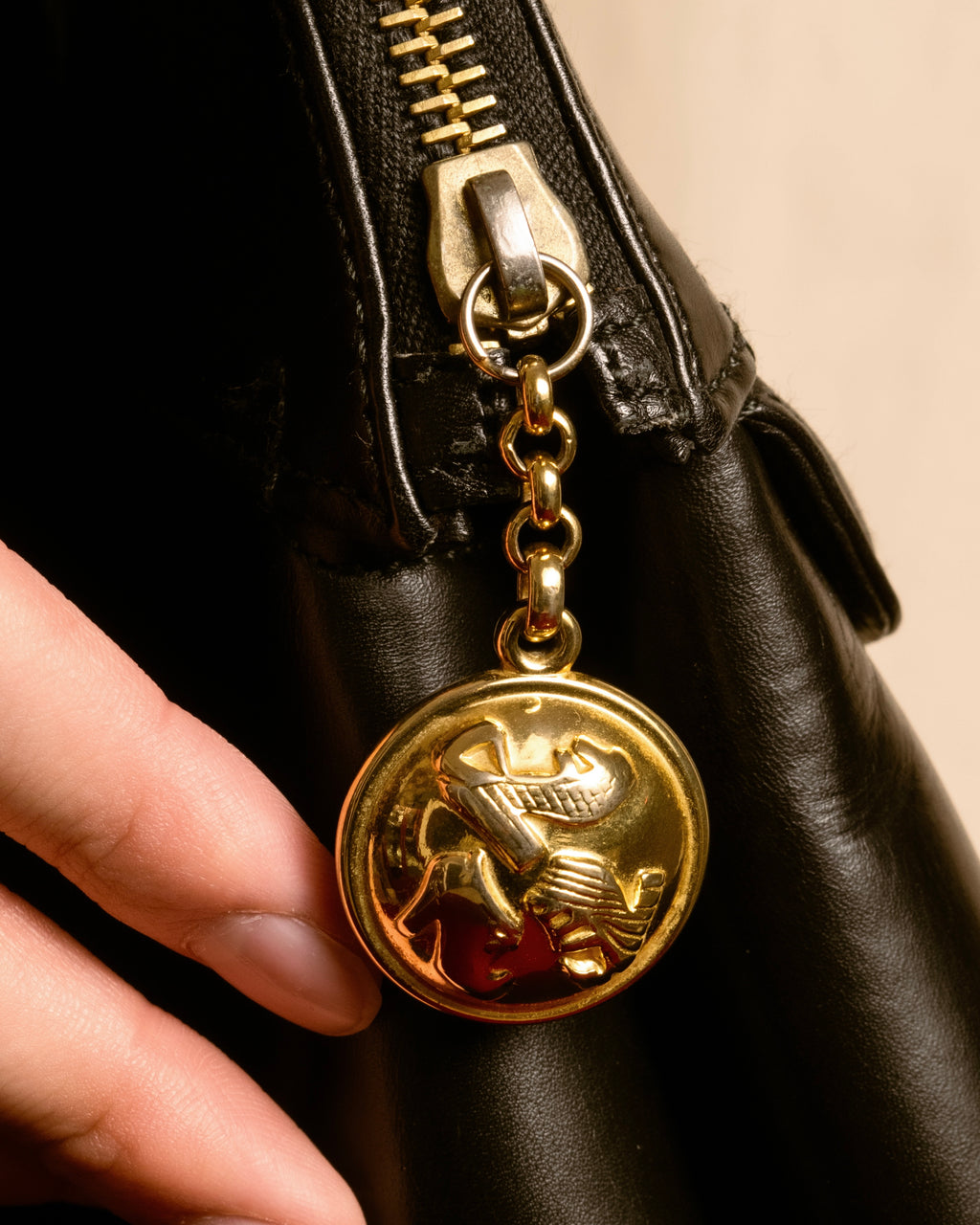 "Salvatore Ferragamo" 90's Animal motif studs design leather bag